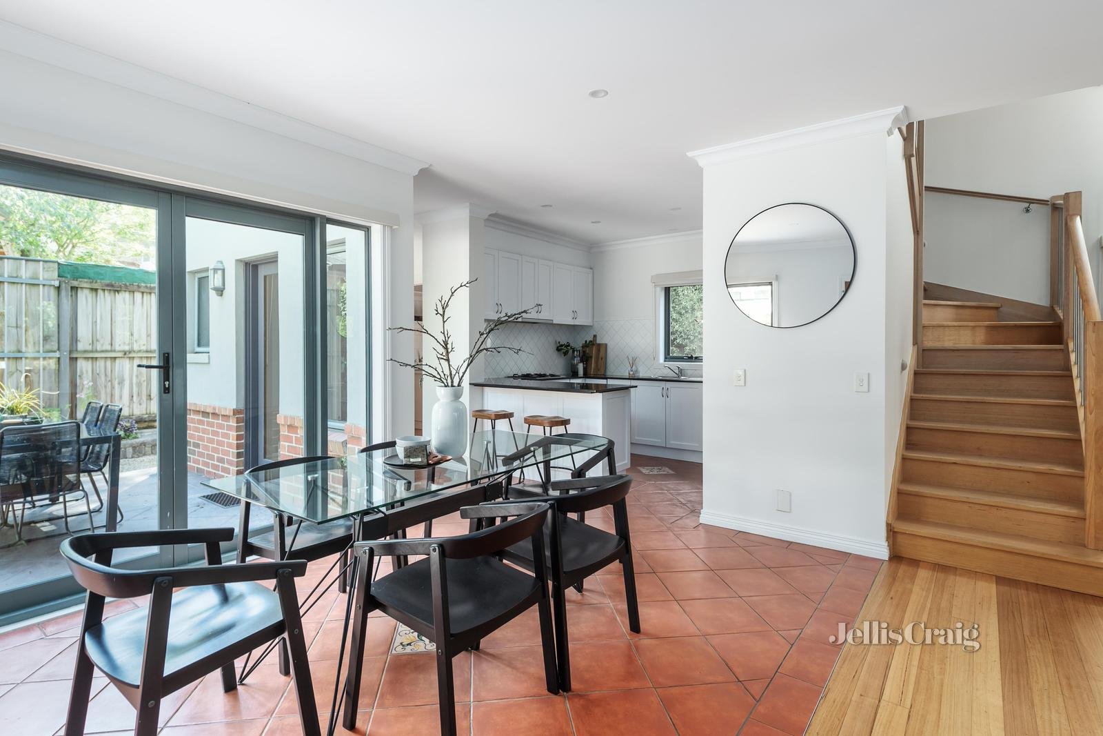 89 St Helena Road, Greensborough image 4