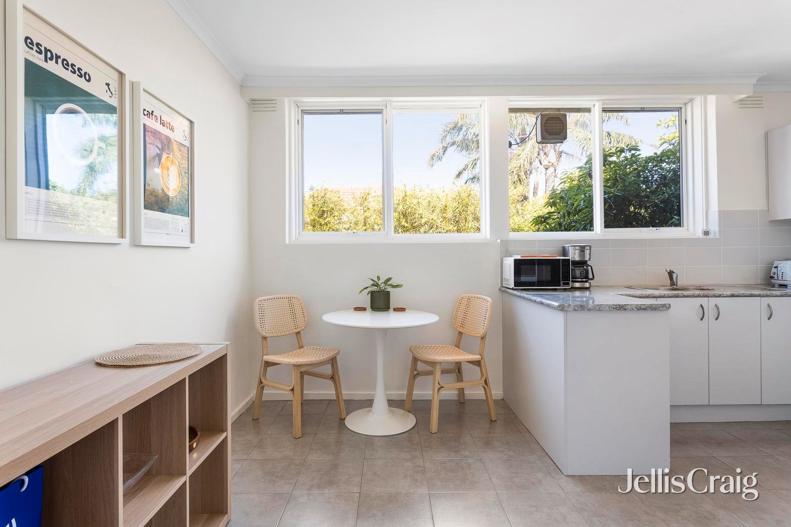 8/9 Tiuna Grove, Elwood image 3