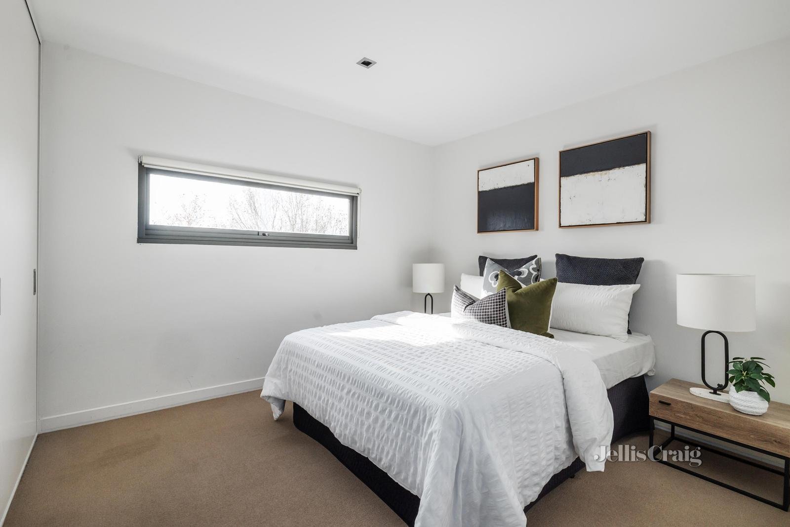 8/9 Warner Street, Malvern image 2