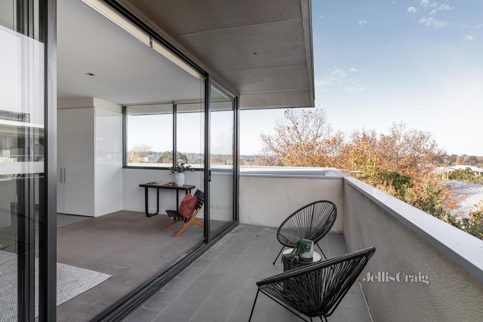 8/9 Warner Street, Malvern image 5