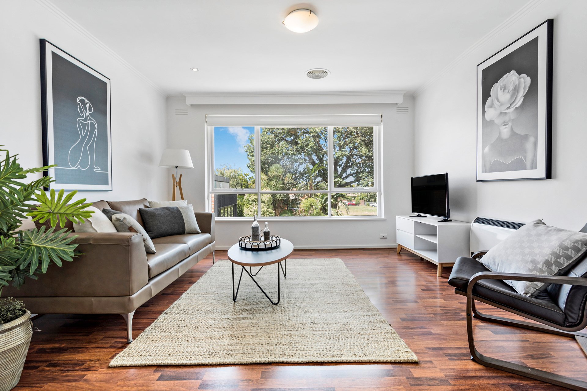 Property Gallery - Main Image