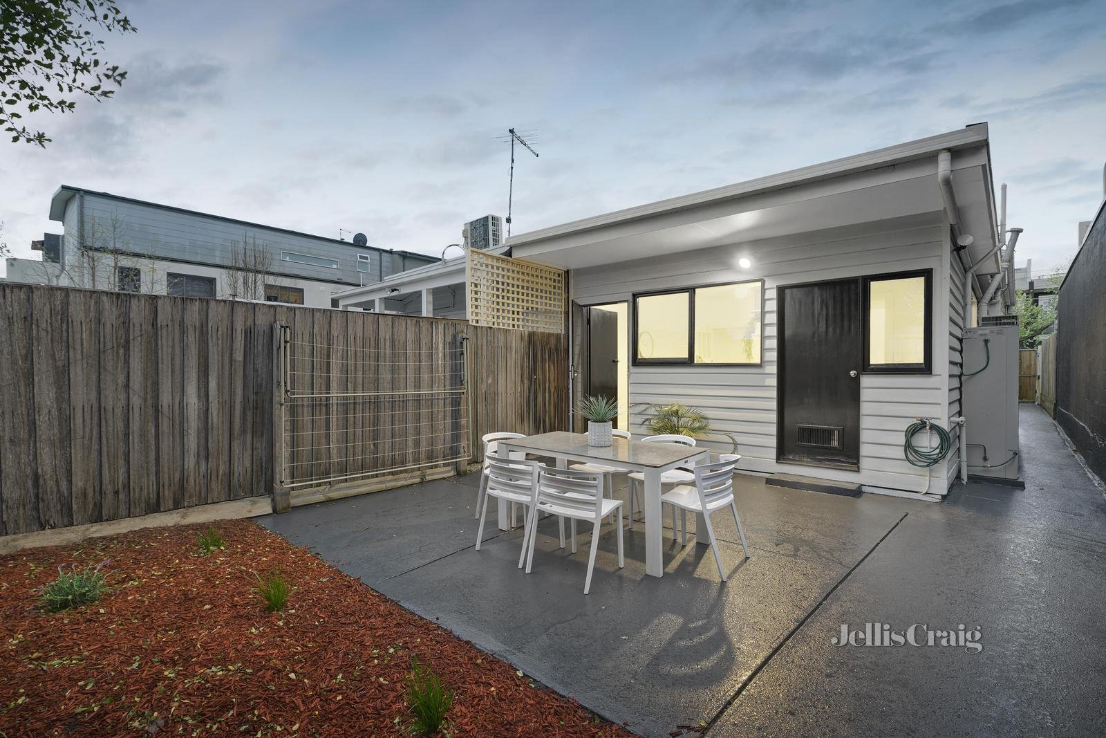 89 York Street, Prahran image 8