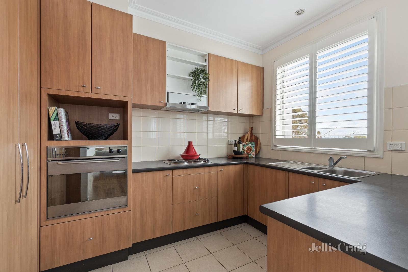 8/912 Glenferrie Road, Kew image 5