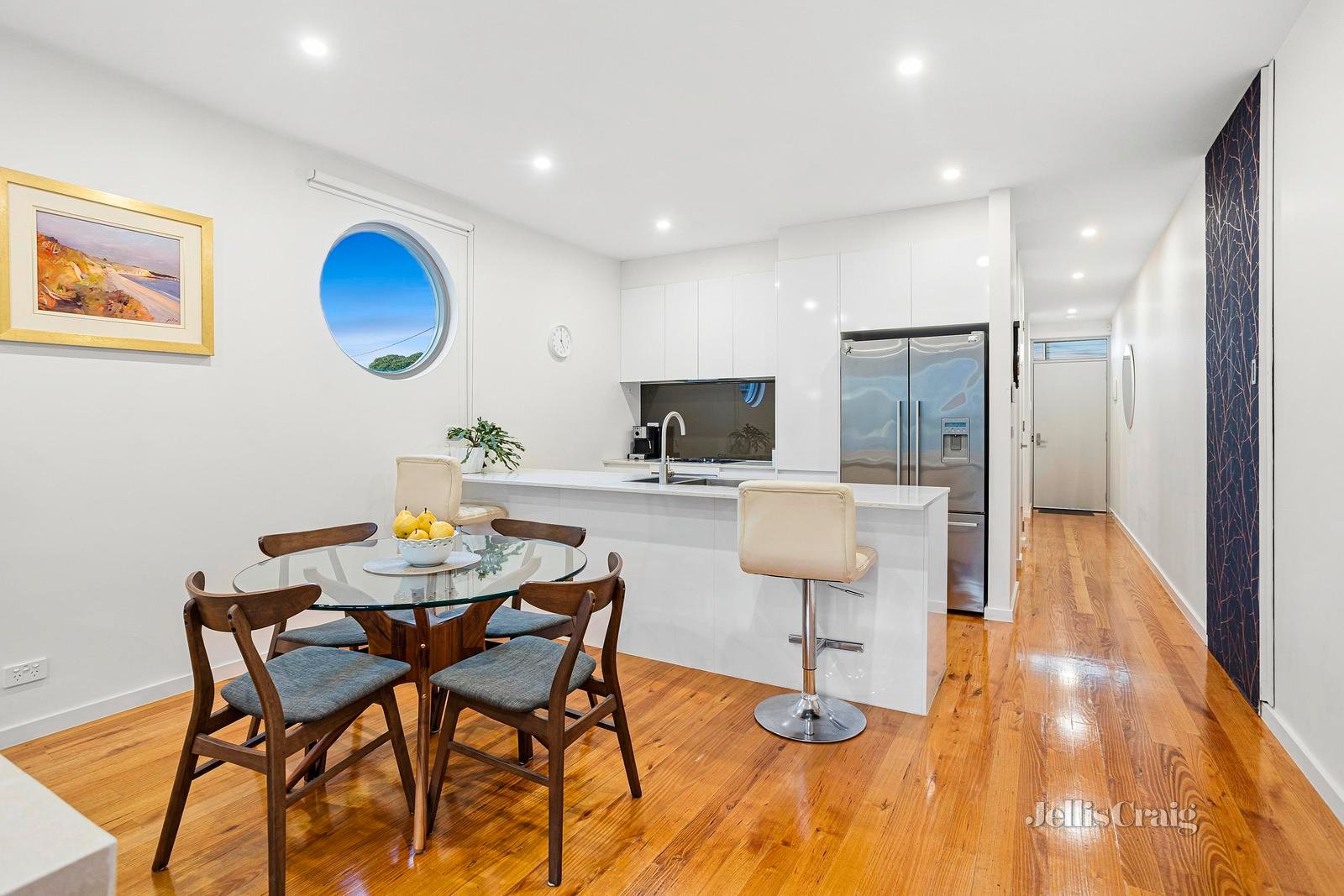 8/93 Stevedore Street, Williamstown image 3