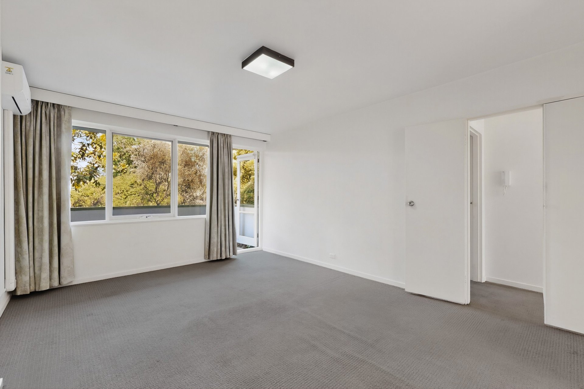 8/94 Liddiard Street, Hawthorn image 4