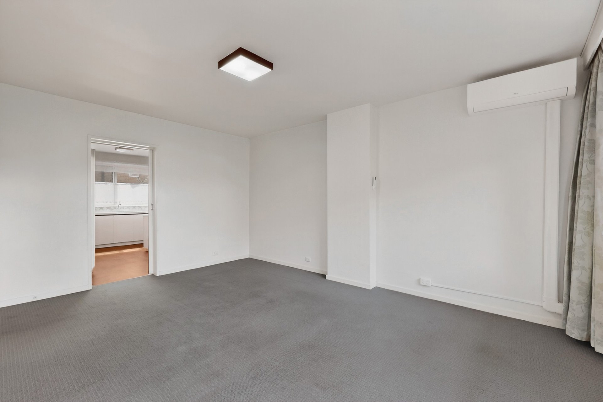 8/94 Liddiard Street, Hawthorn image 5