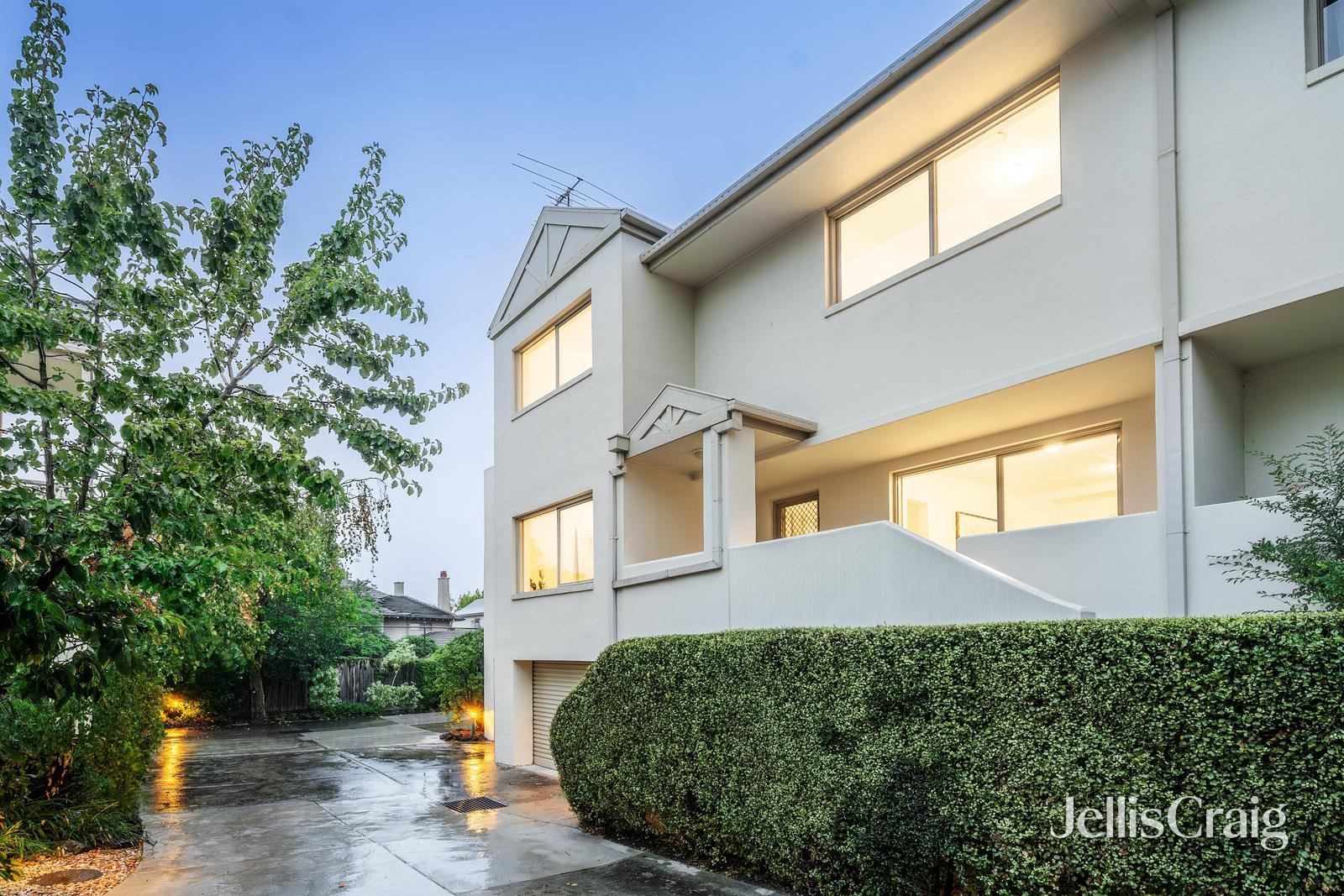 8/946 Burke Road, Deepdene image 1