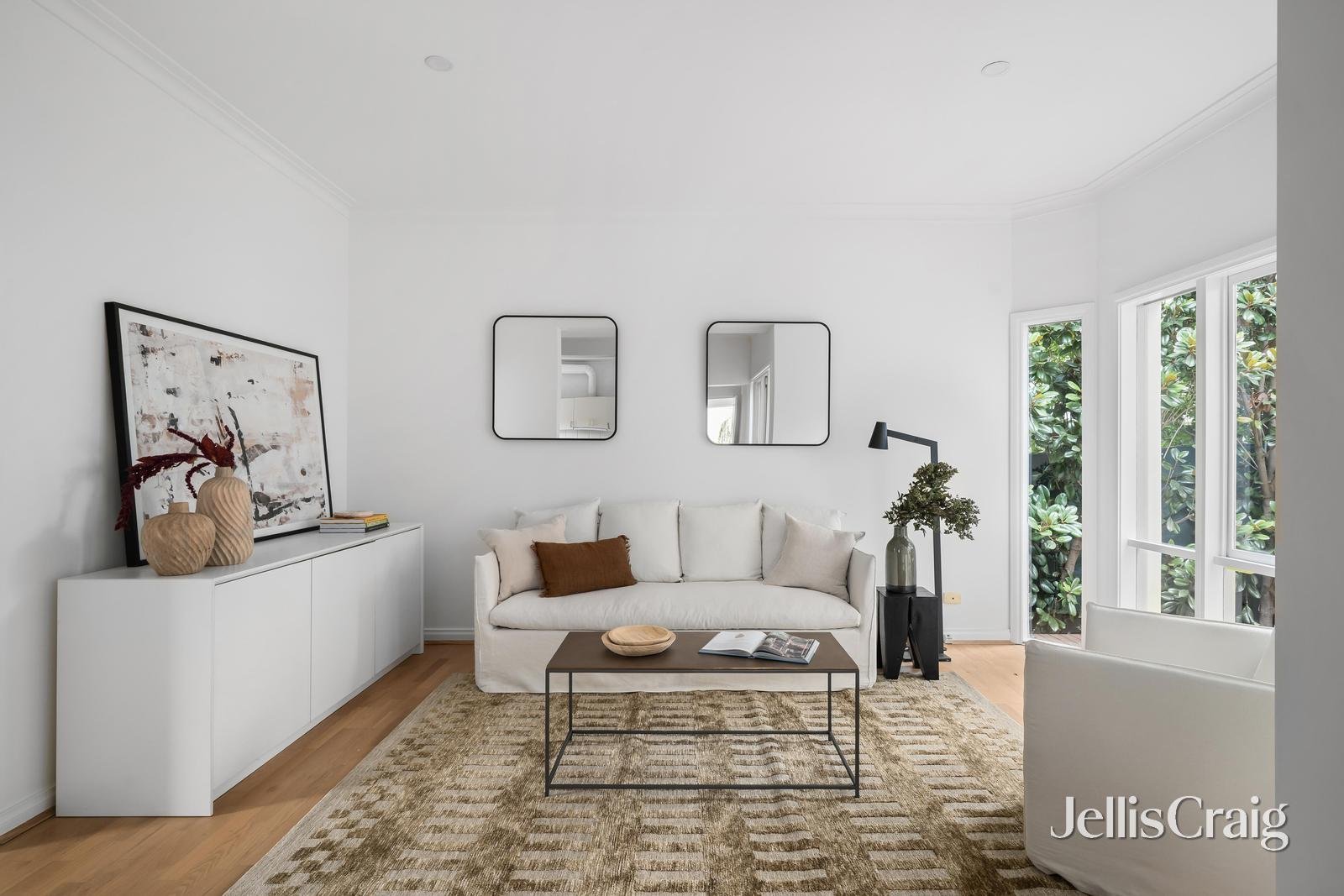 8/946 Burke Road, Deepdene image 2