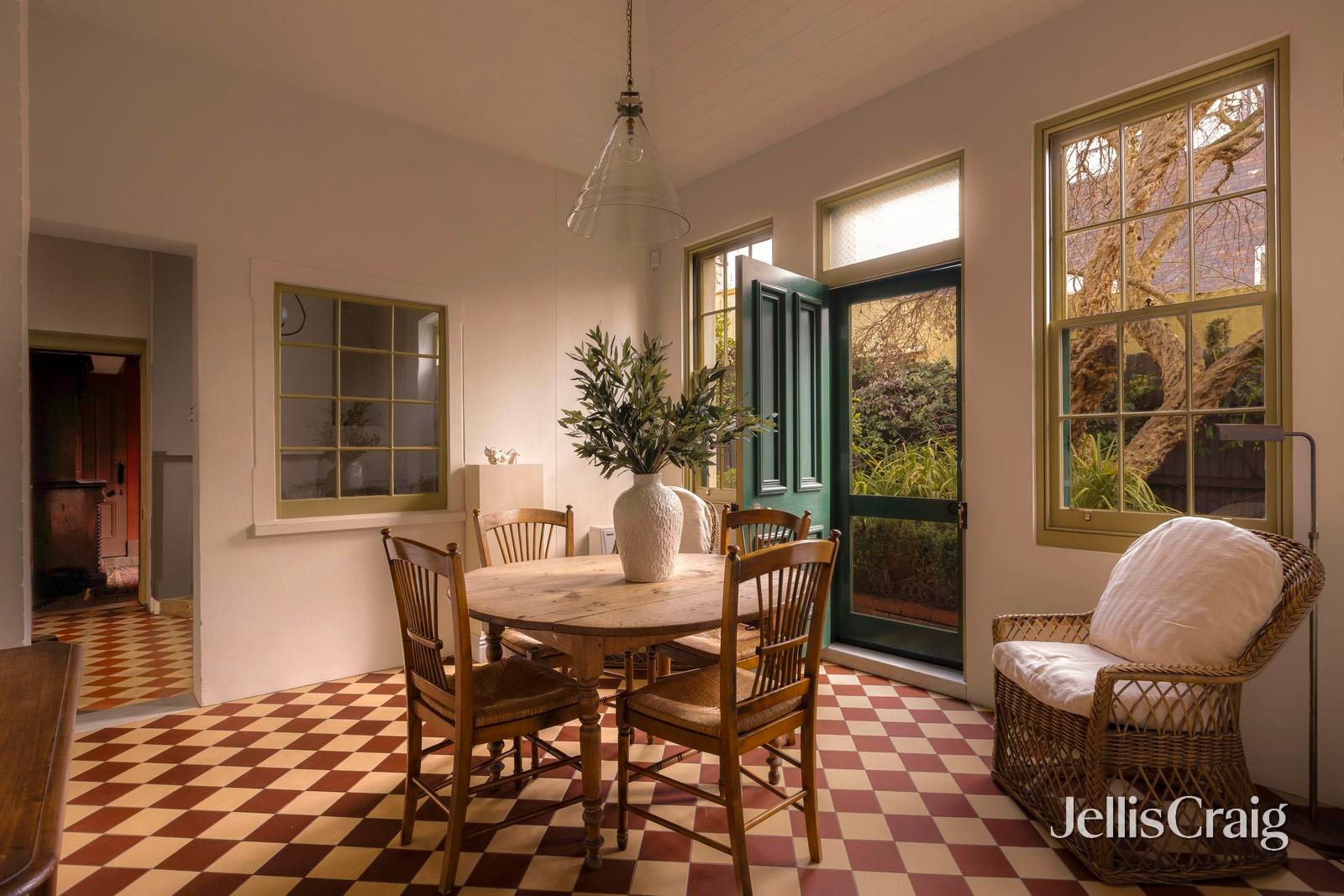 896-898 Swanston Street, Carlton image 3