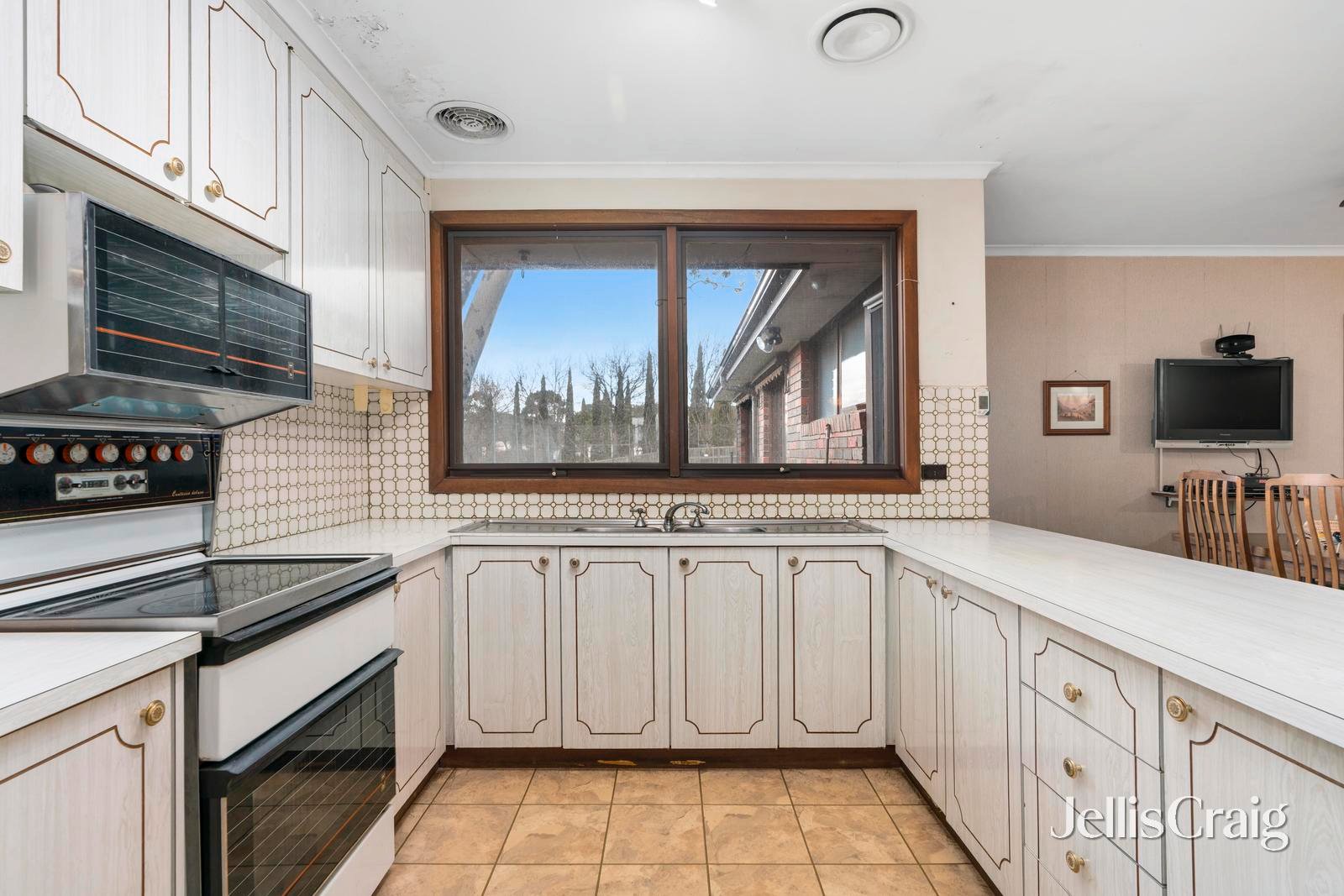 896 Waverley Road, Wheelers&nbsp;Hill image 6