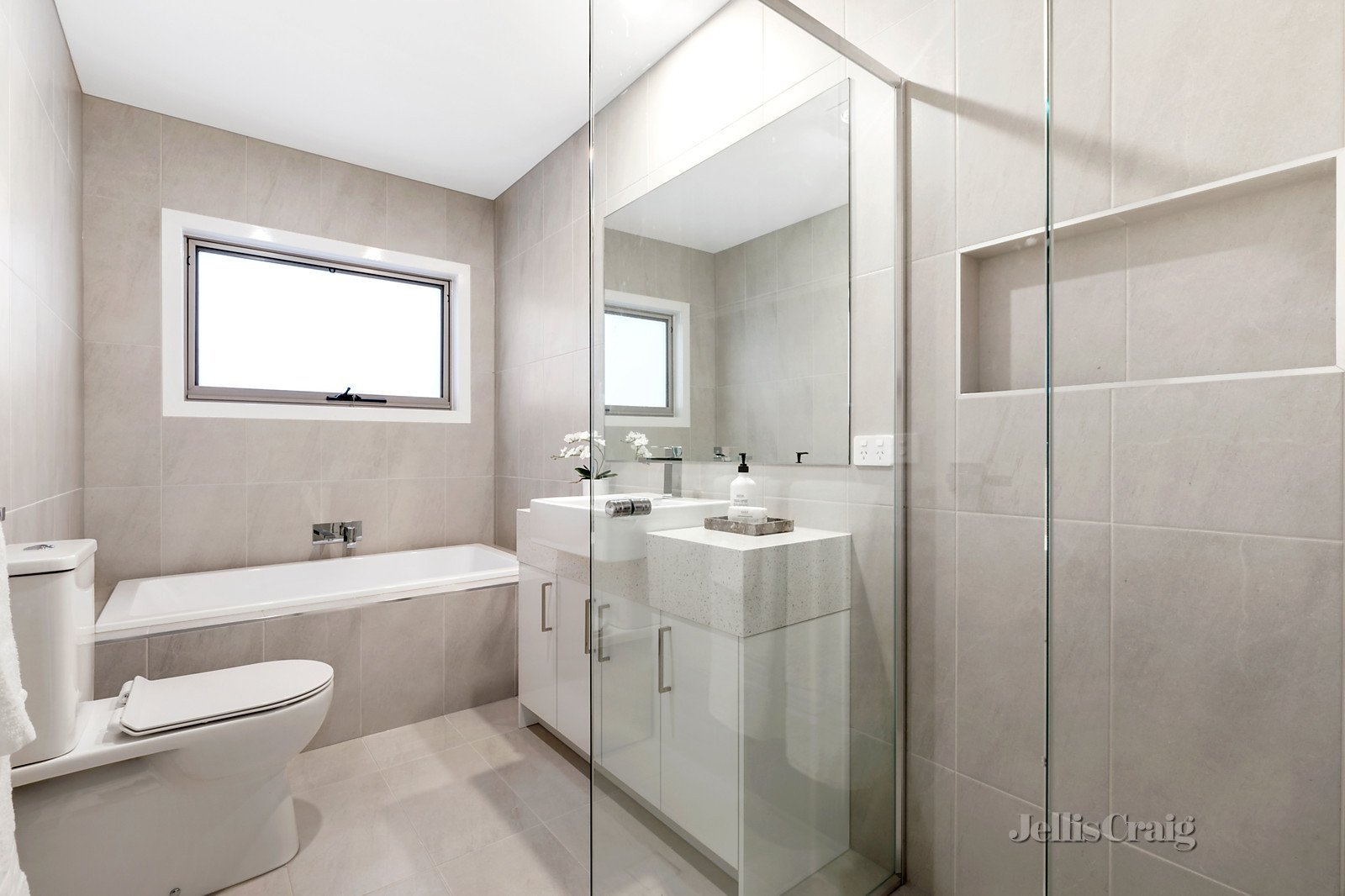 8A Anderson Avenue, Bentleigh&nbsp;East image 7