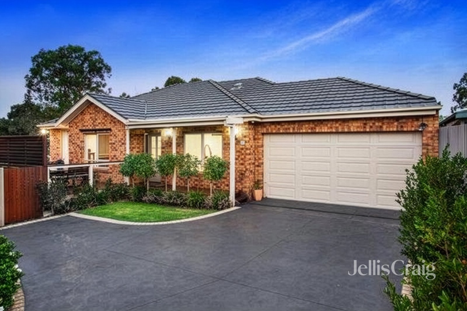 8A Calrossie Avenue, Montmorency image 1