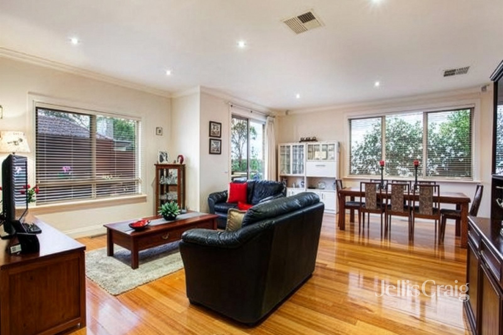 8A Calrossie Avenue, Montmorency image 4