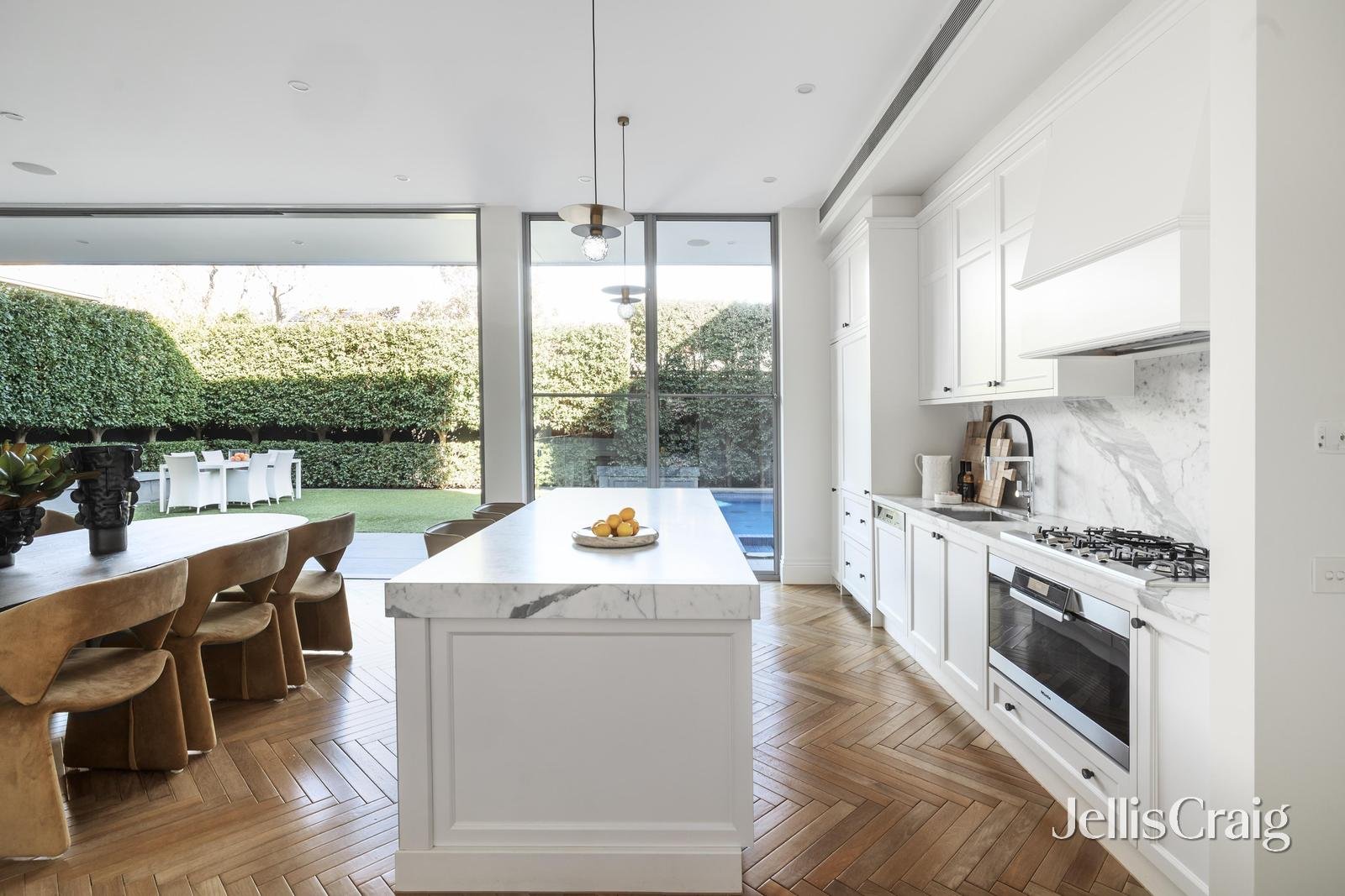 8A Central Park Road, Malvern East image 7
