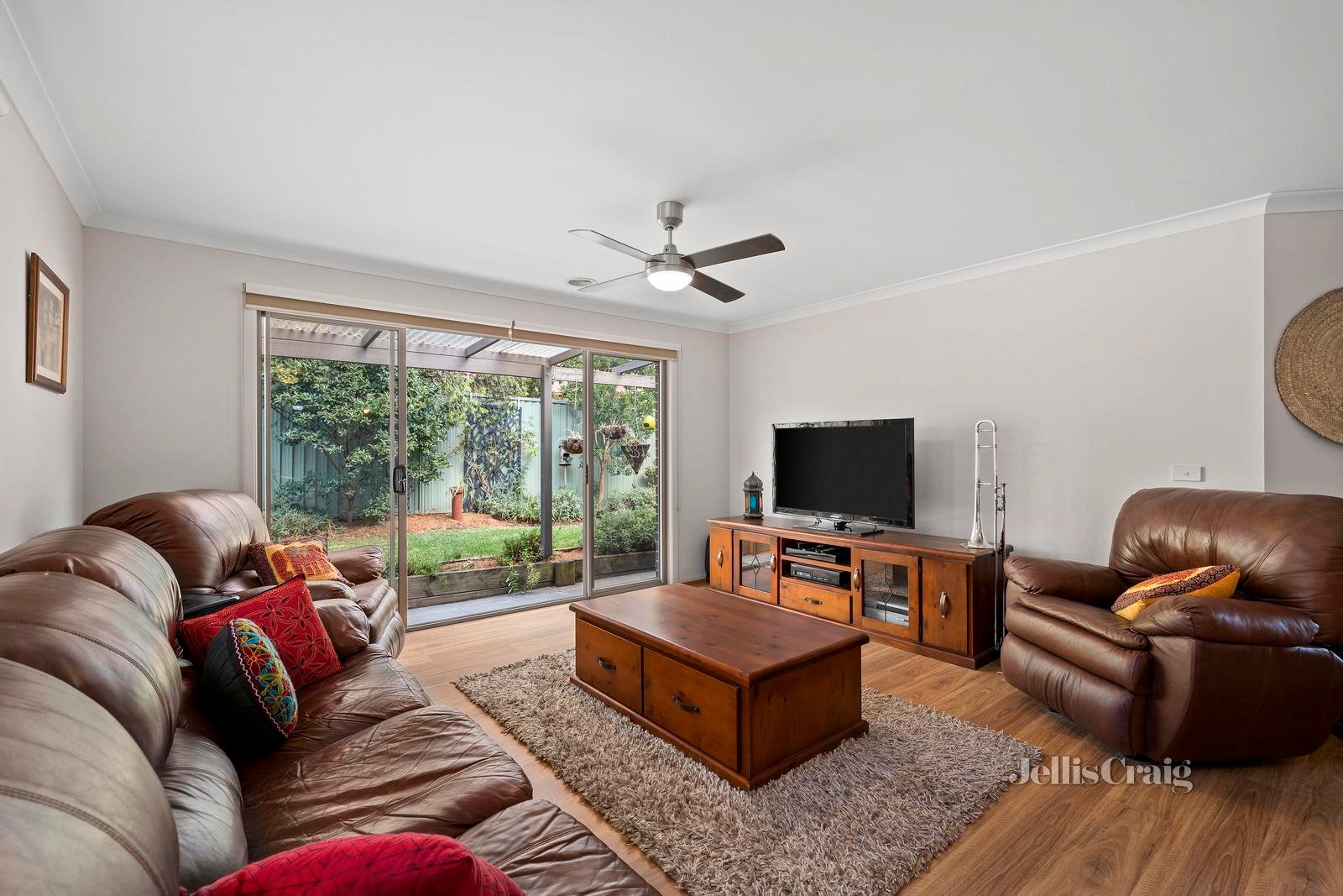 8a Geoffrey Drive, Kilsyth image 2