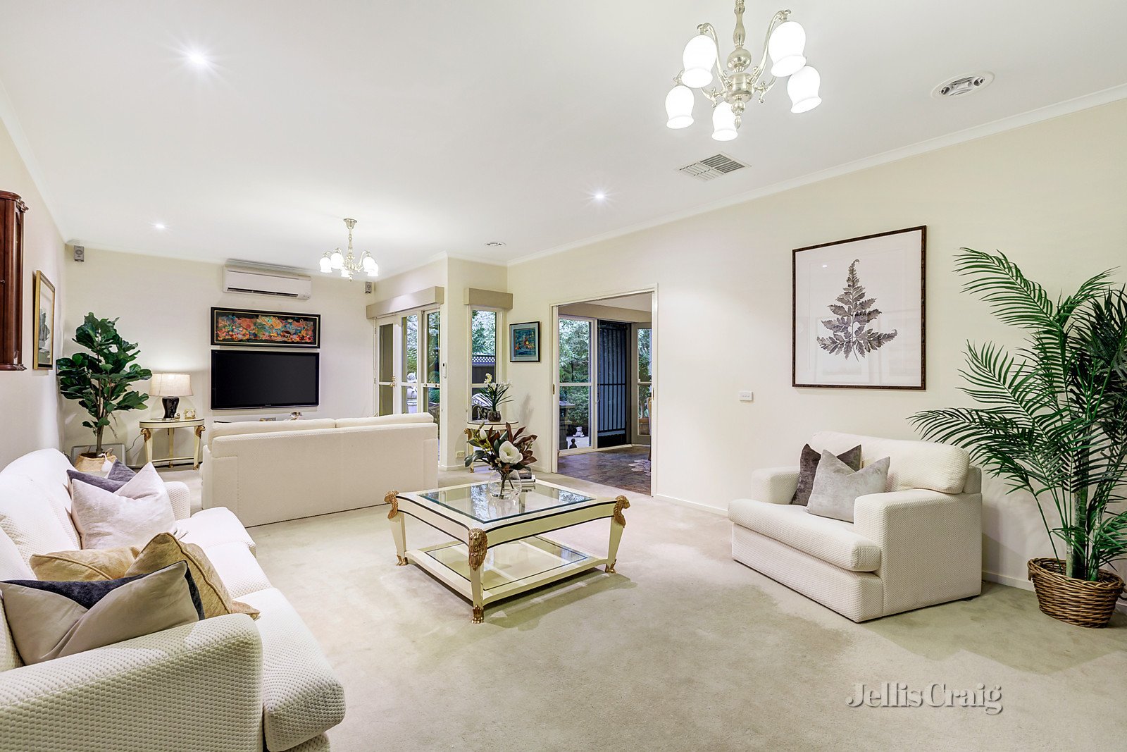 8a Kooyong Road, Armadale image 2