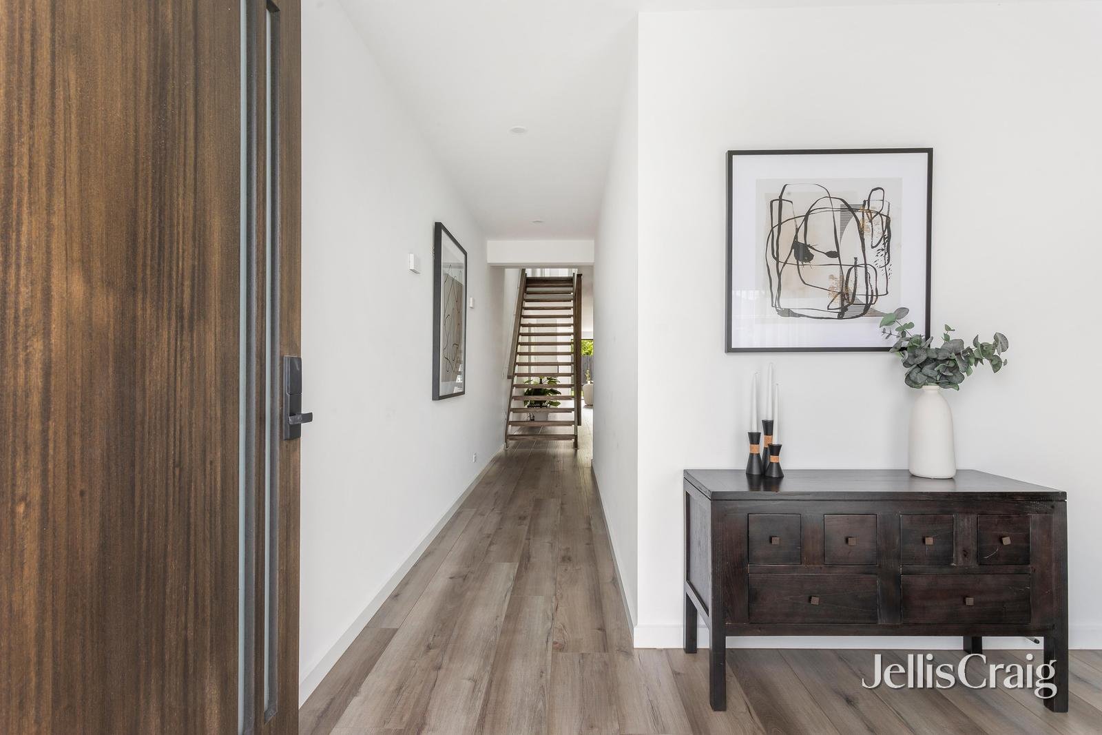 8A Liverpool Street, Bentleigh East image 6