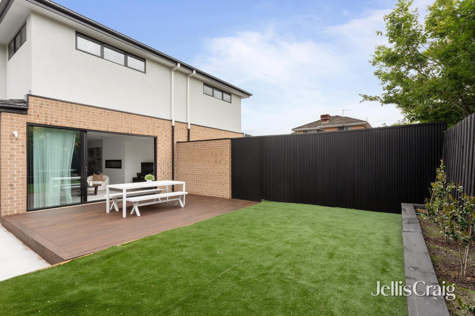 8A Liverpool Street, Bentleigh East image 12