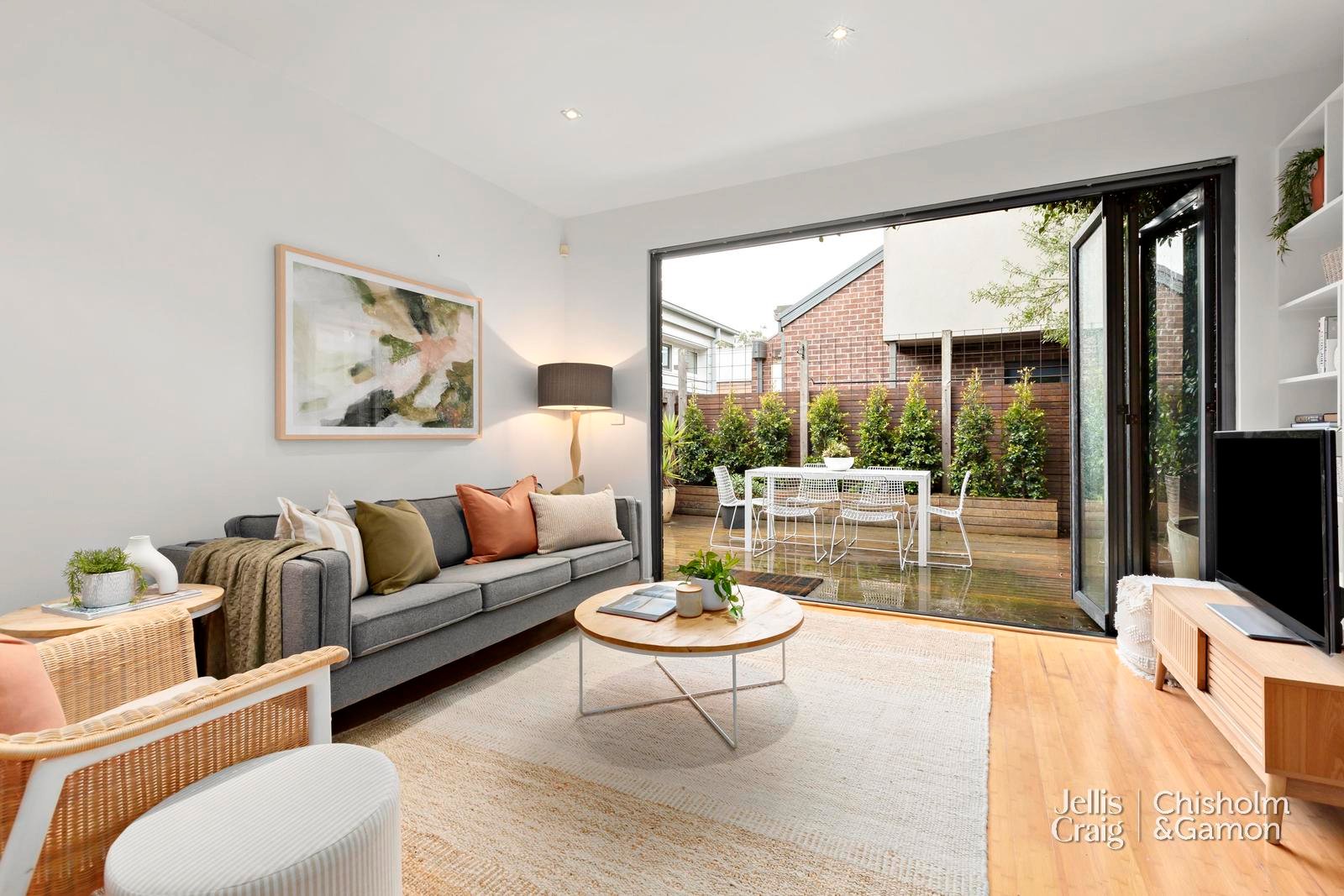 8A Rainsford Street, Elwood image 1