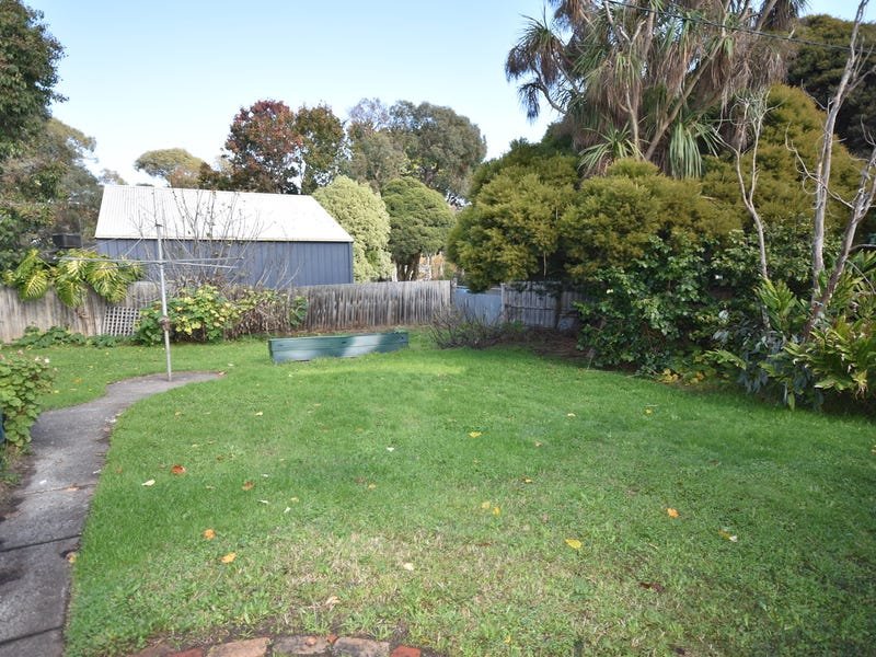 8A Shield Court, Kilsyth image 11