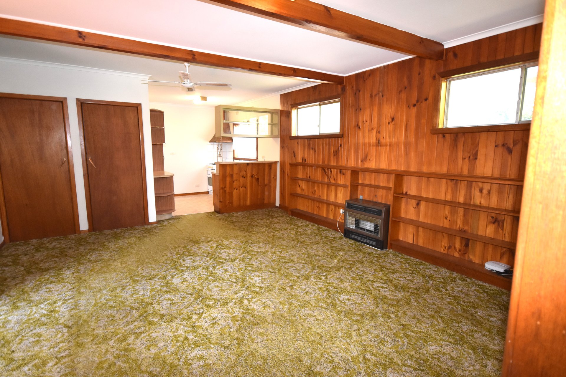 8A Shield Court, Kilsyth image 5