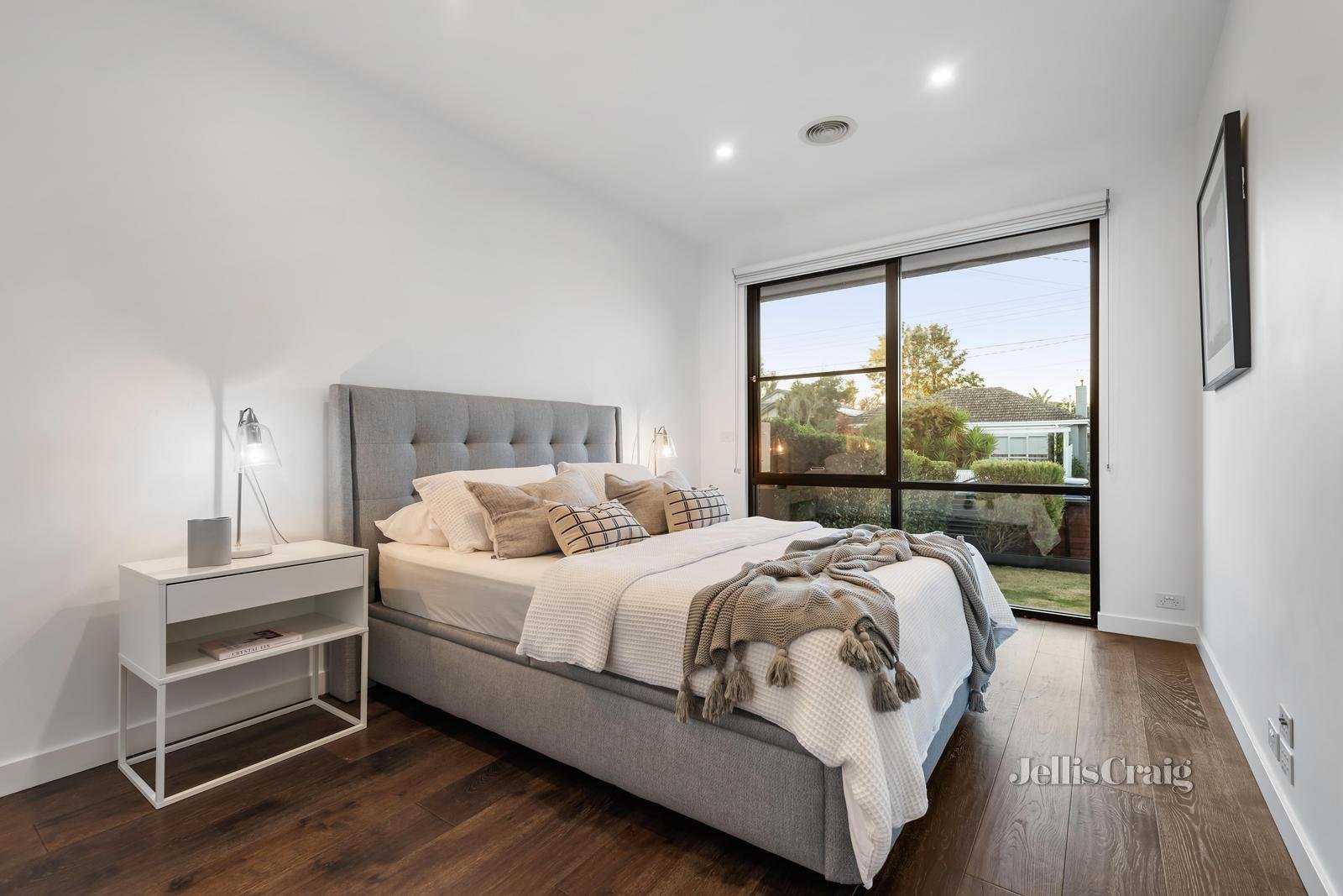 8b Adrian Street, Bentleigh East image 8