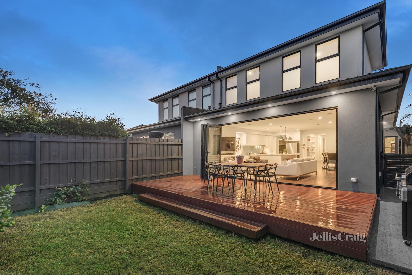 8b Adrian Street, Bentleigh East image 12