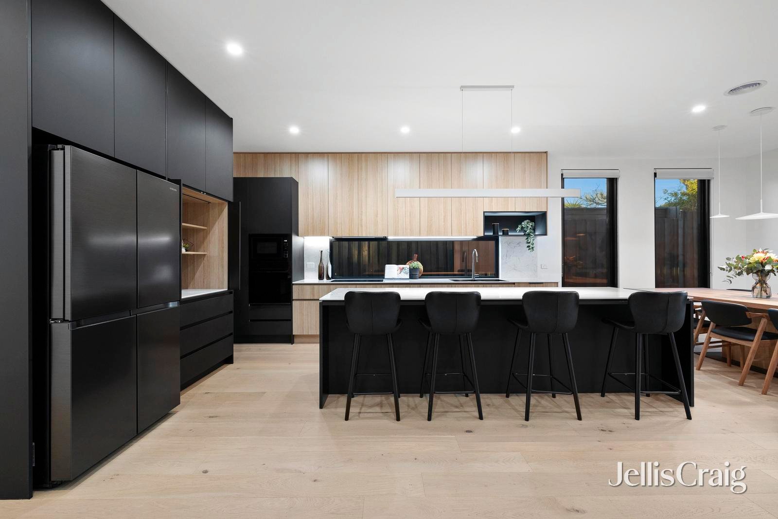 8b Seathorpe Avenue, Bentleigh East image 8