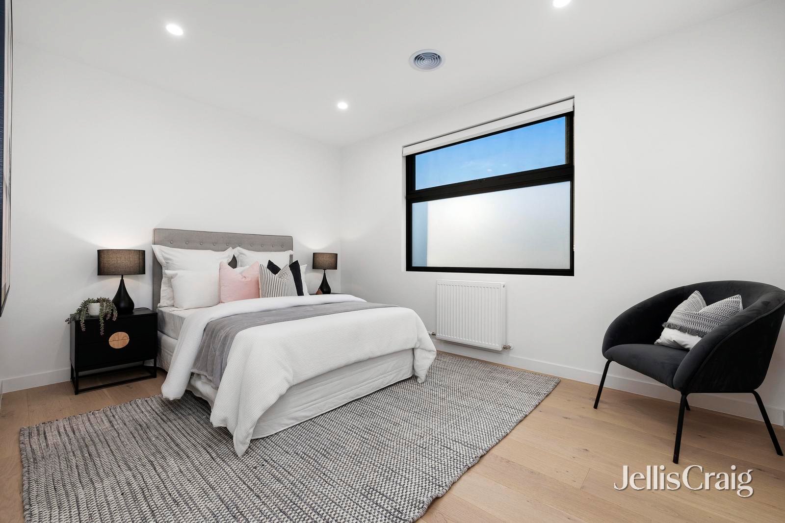 8b Seathorpe Avenue, Bentleigh East image 16