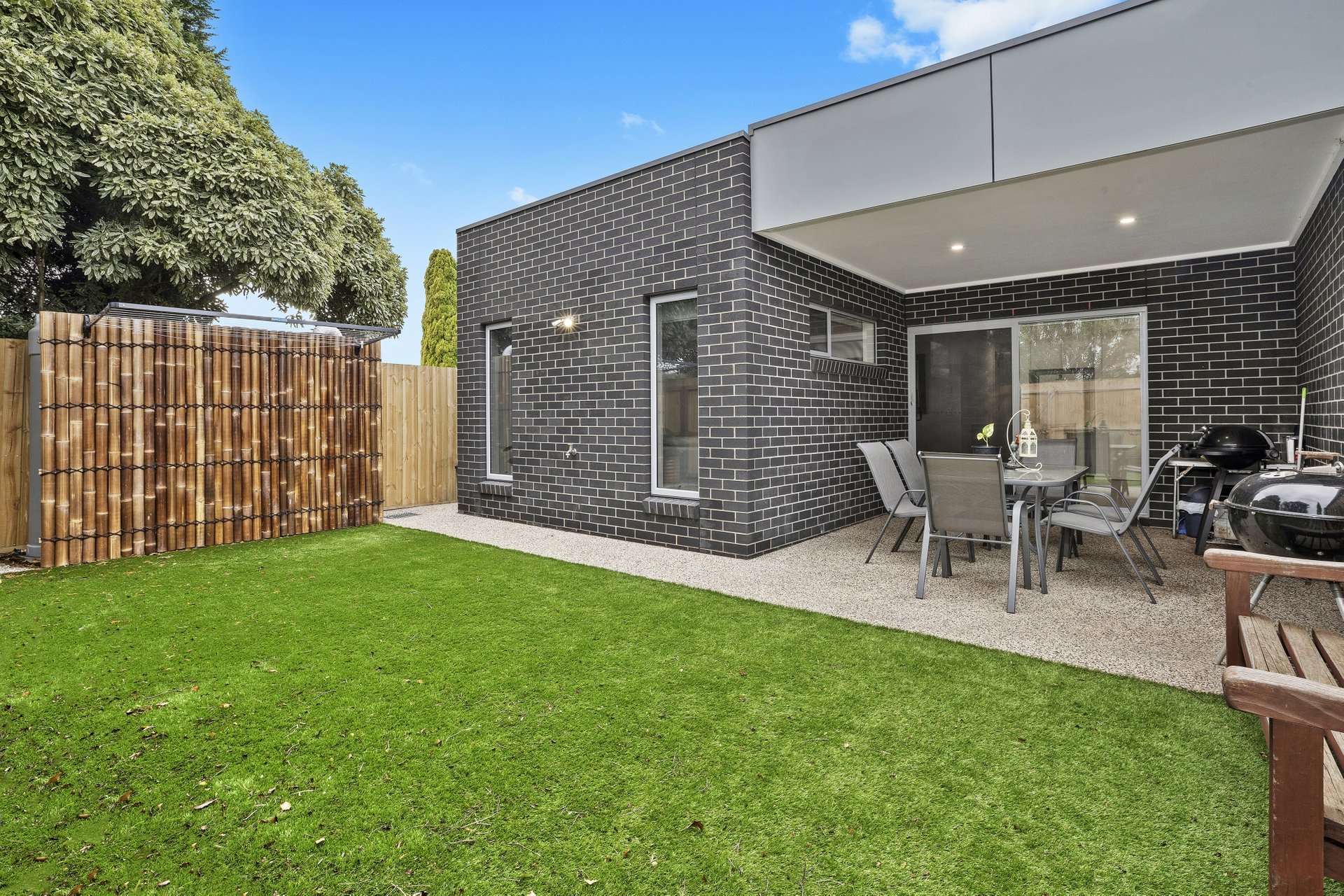 8B Sladen Street HAMLYN HEIGHTS
