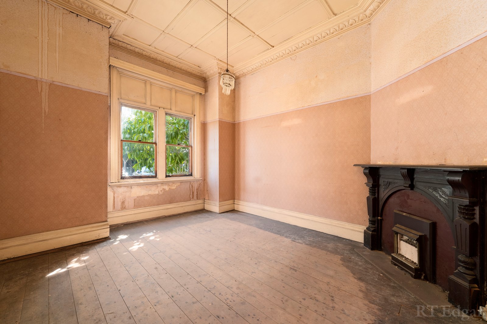 Property Gallery Thumbnail 4