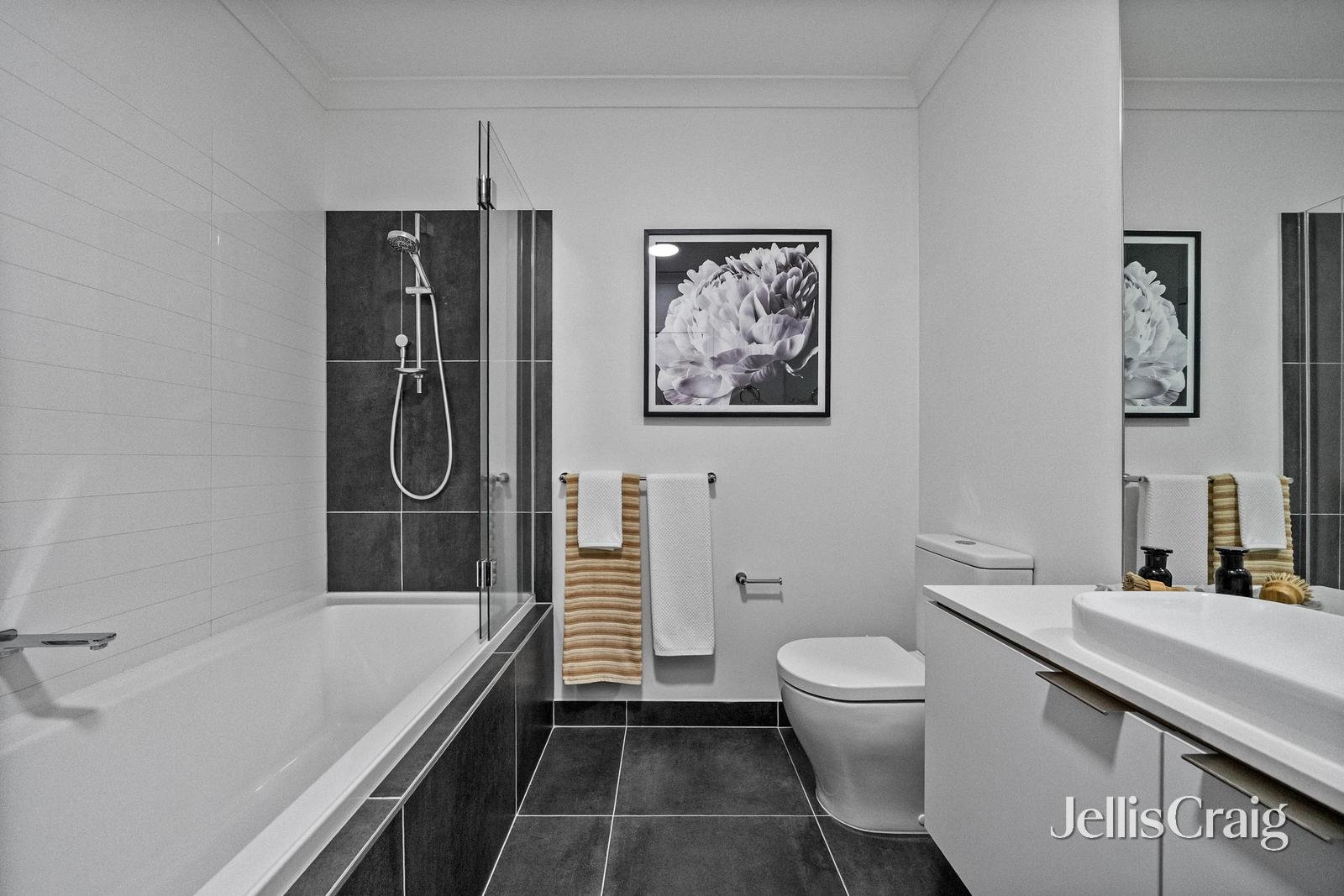 9 Aitken Street, Williamstown image 10