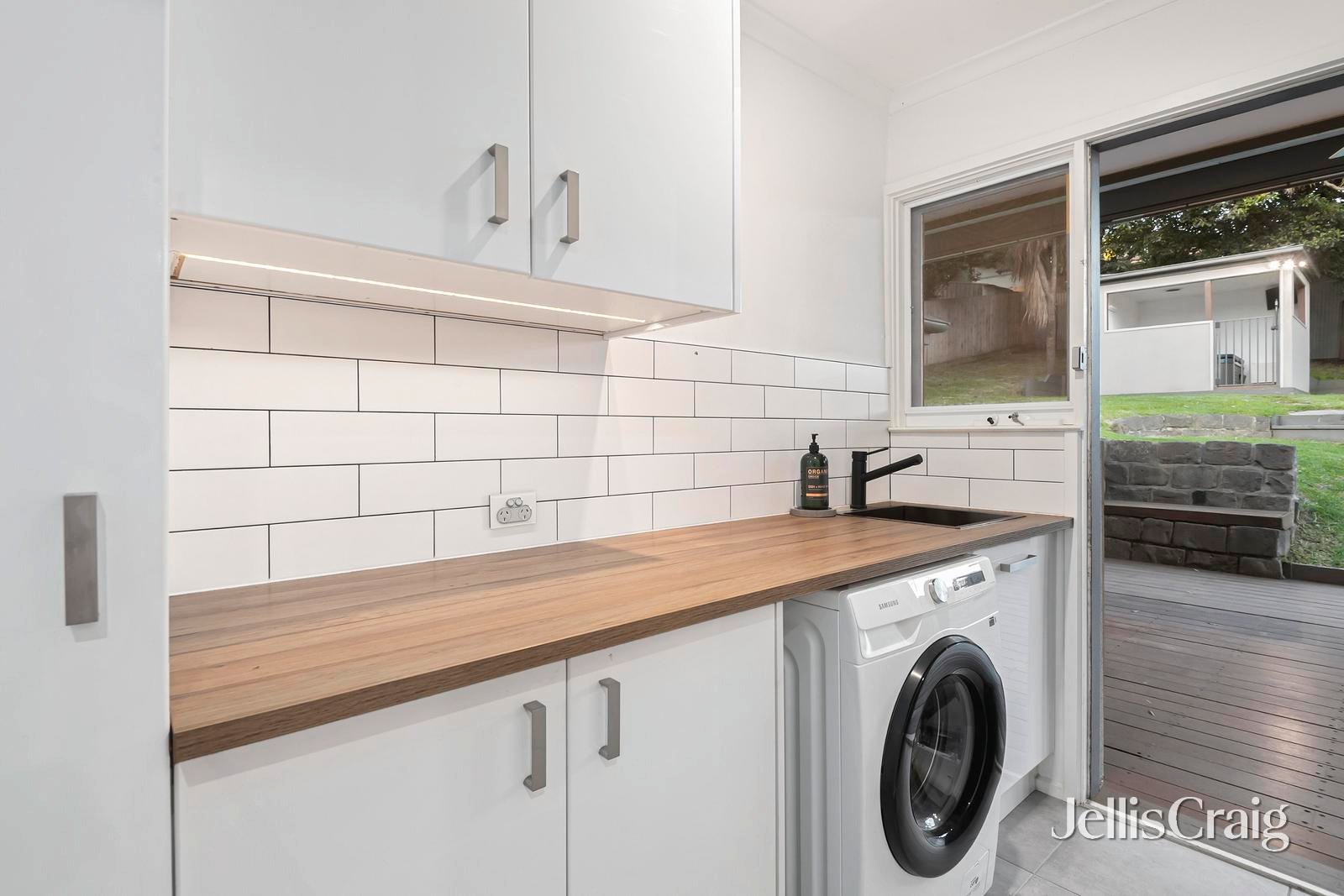 9 Alawara Drive, Mooroolbark image 9