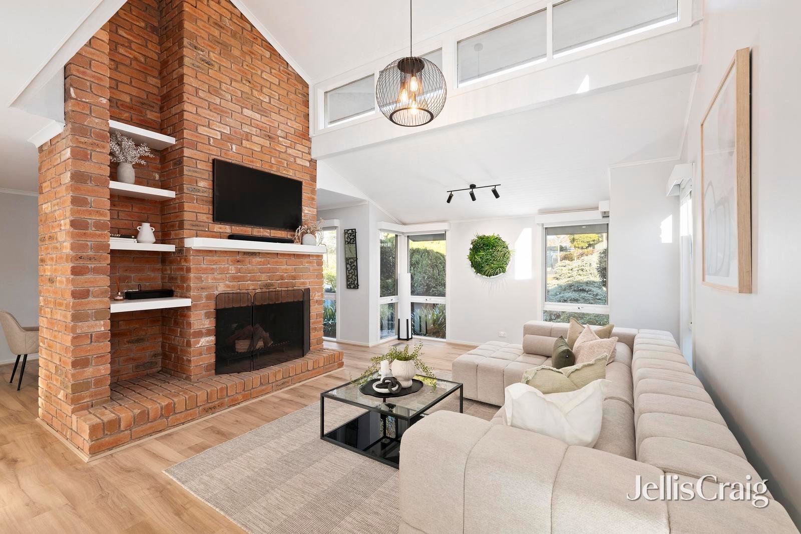 9 Alford Avenue, Mooroolbark image 7