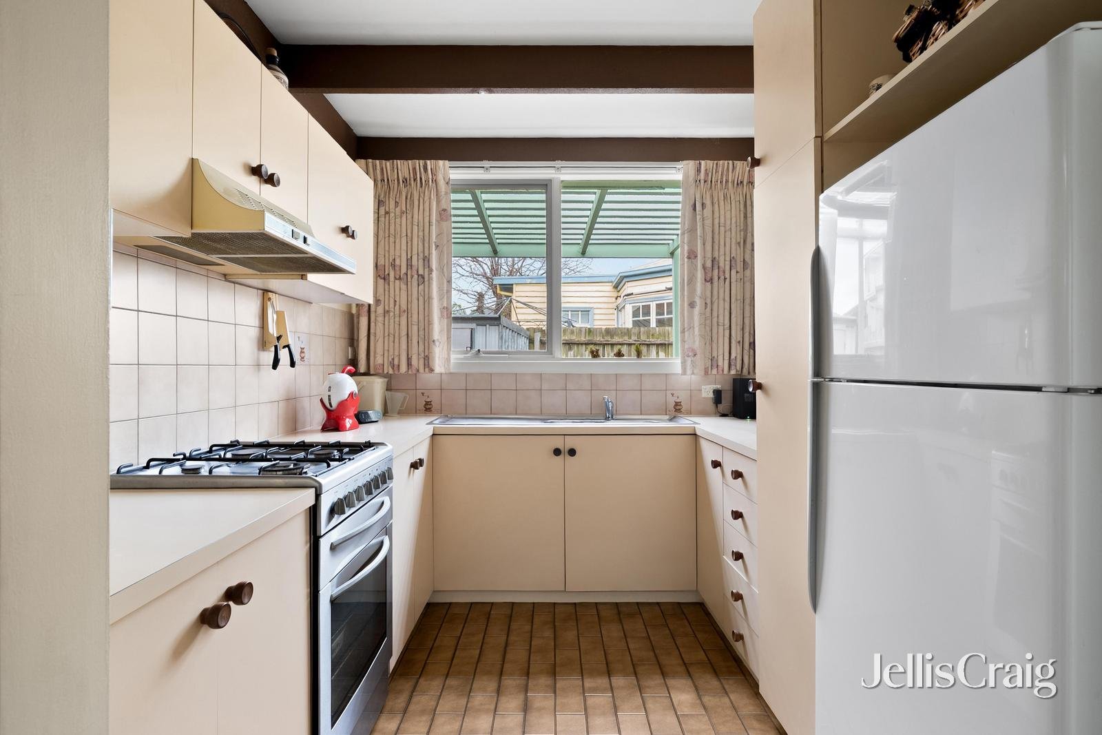 9 Alfred Place, Williamstown image 3