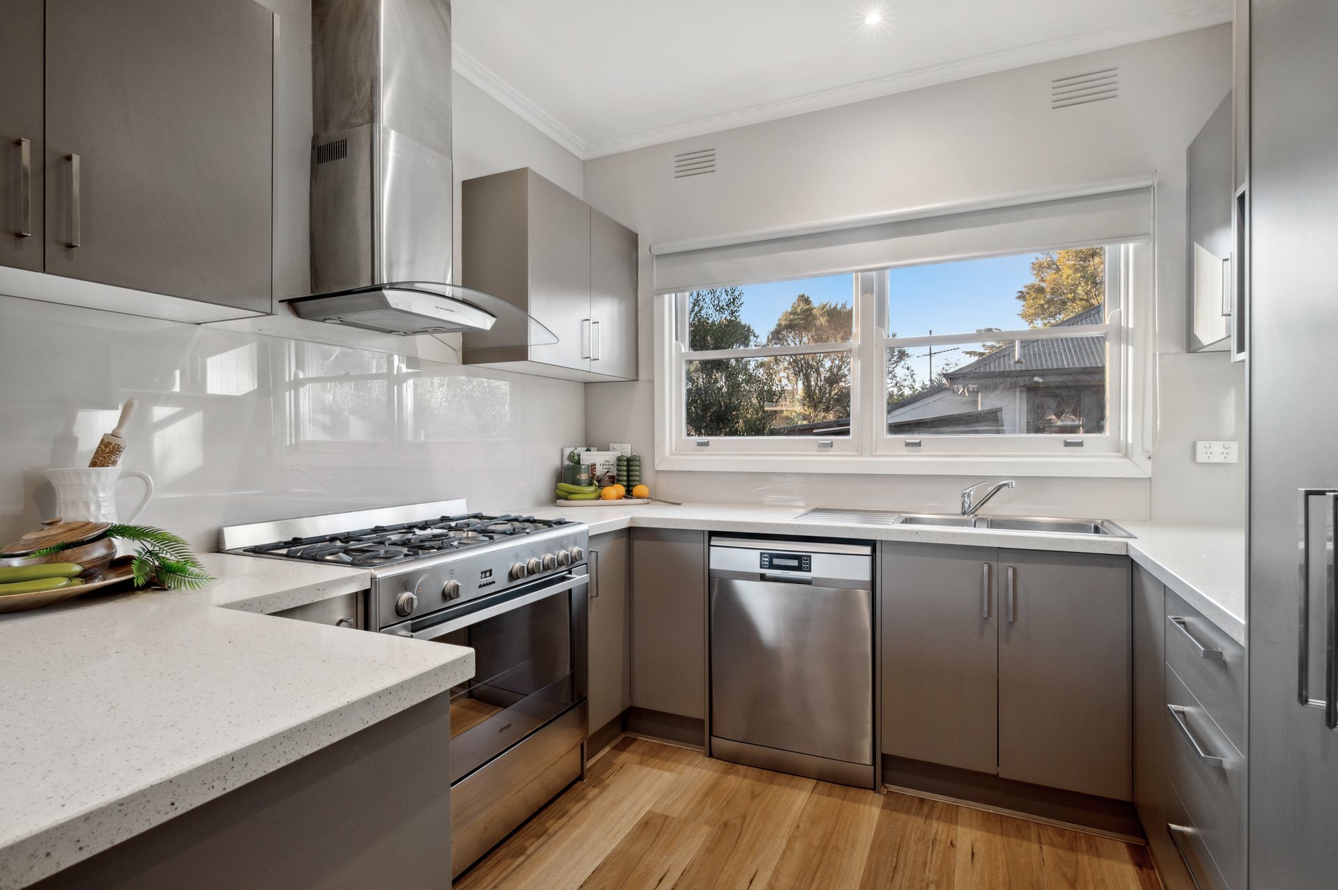 9 Alwyn Street, Croydon image 4