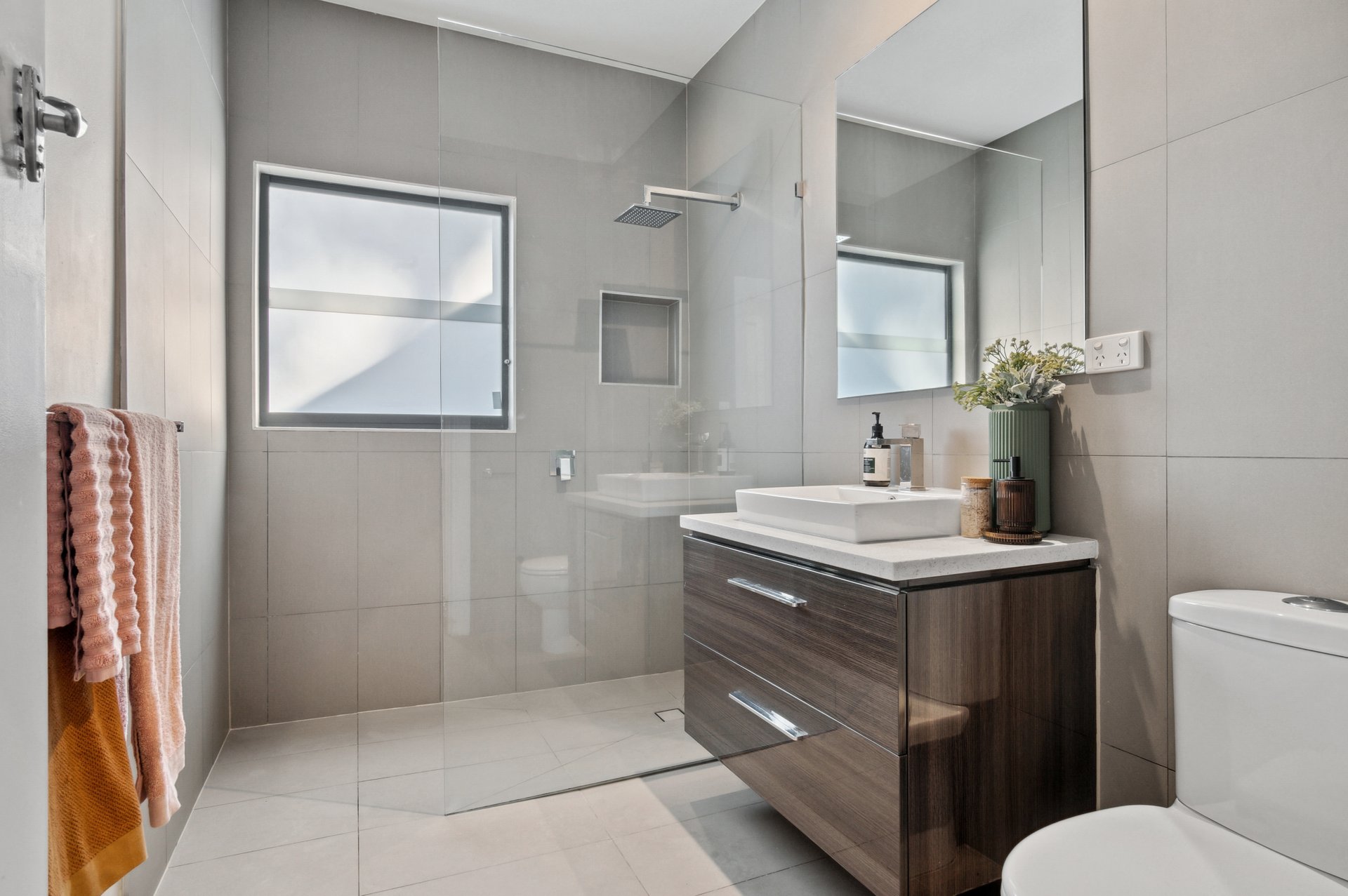 9 Alwyn Street, Croydon image 7