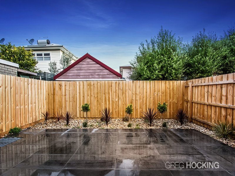 9 Anzac Crescent, Williamstown image 11