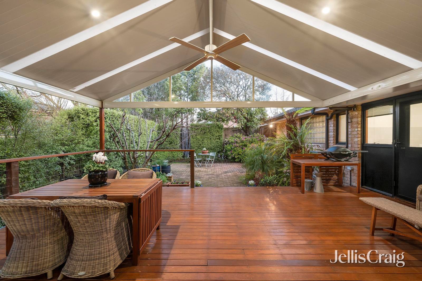 9 Appleberry Place, Ringwood North image 2