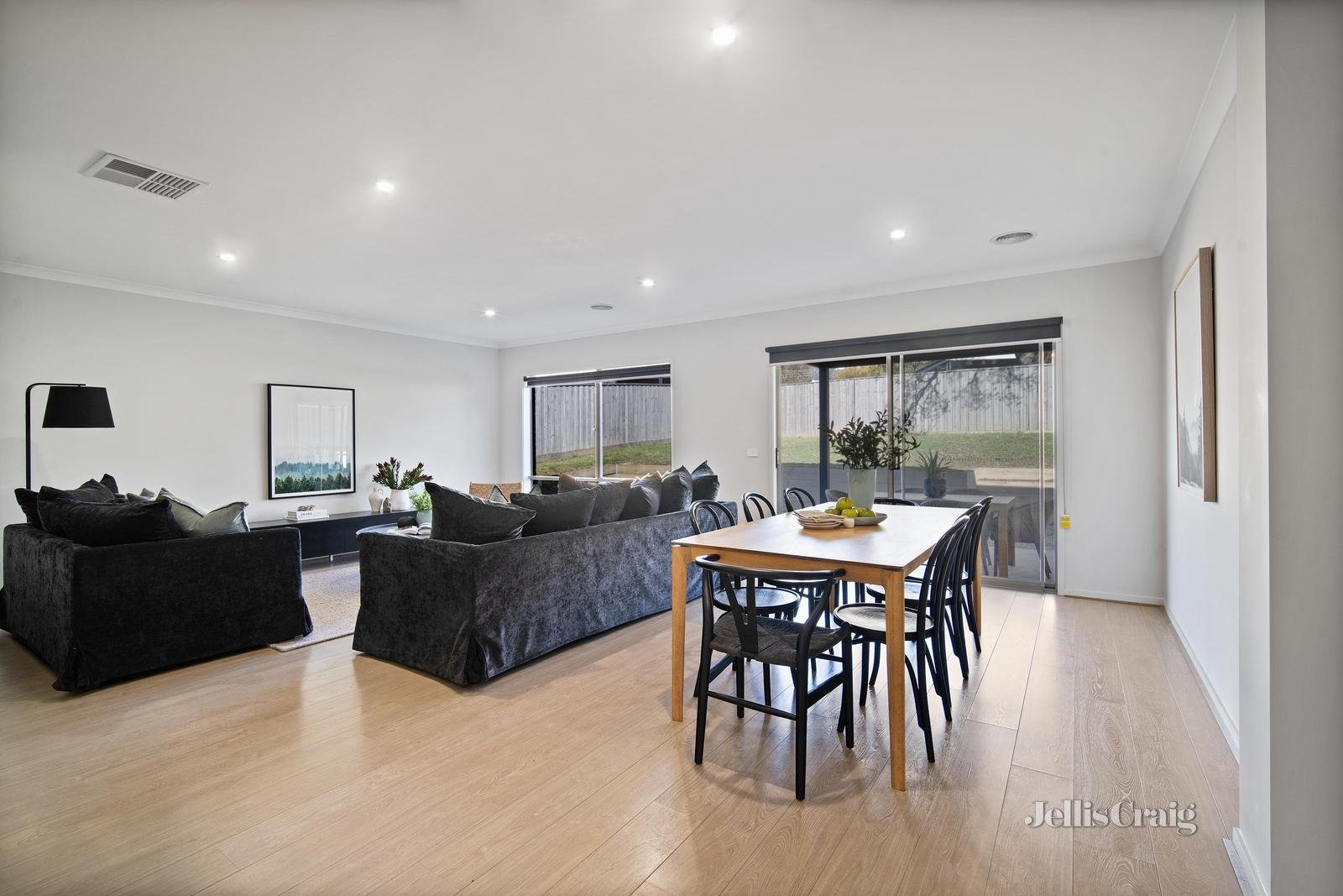 9 Arkansaw Court, Brown Hill image 7