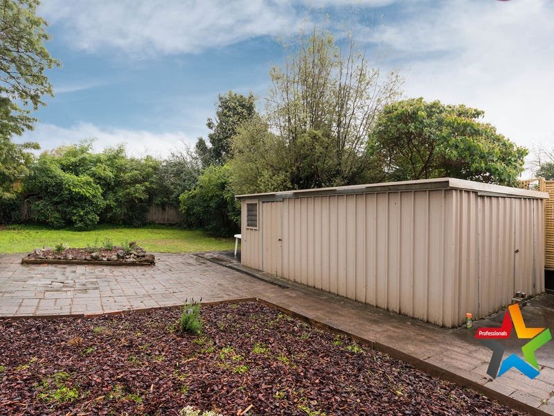 9 Arkarra Court, Mooroolbark image 15