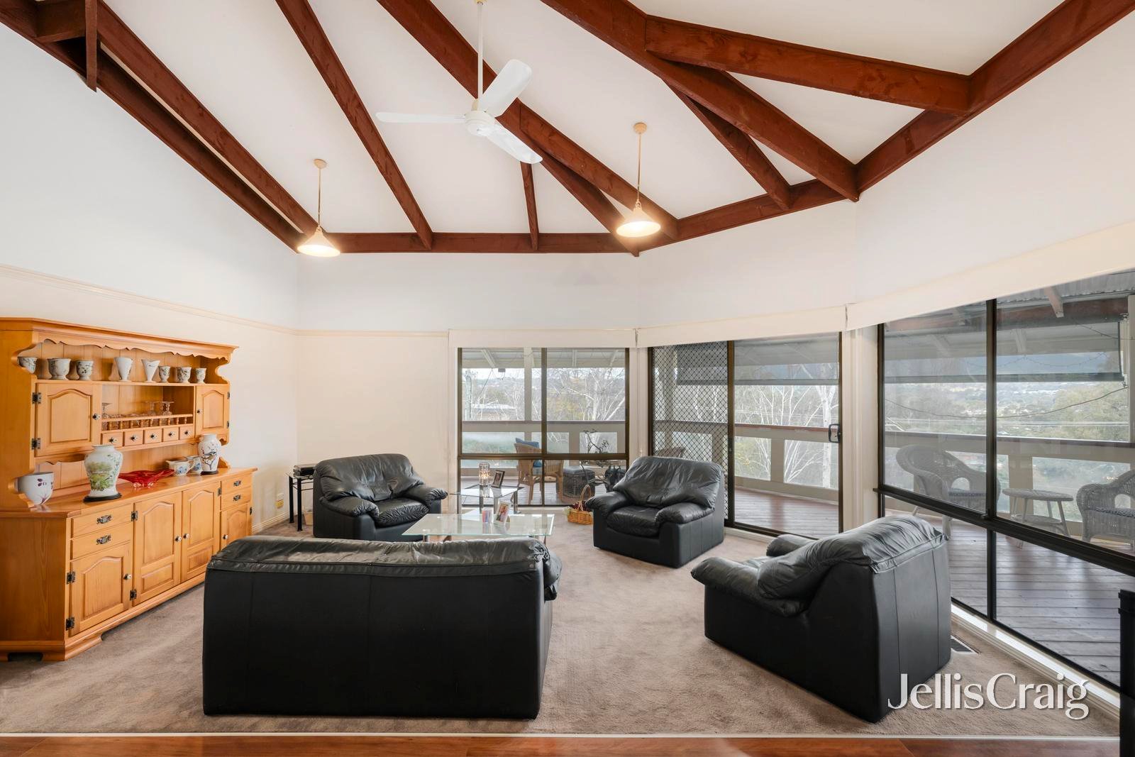 9 Avalon Street, Mooroolbark image 2