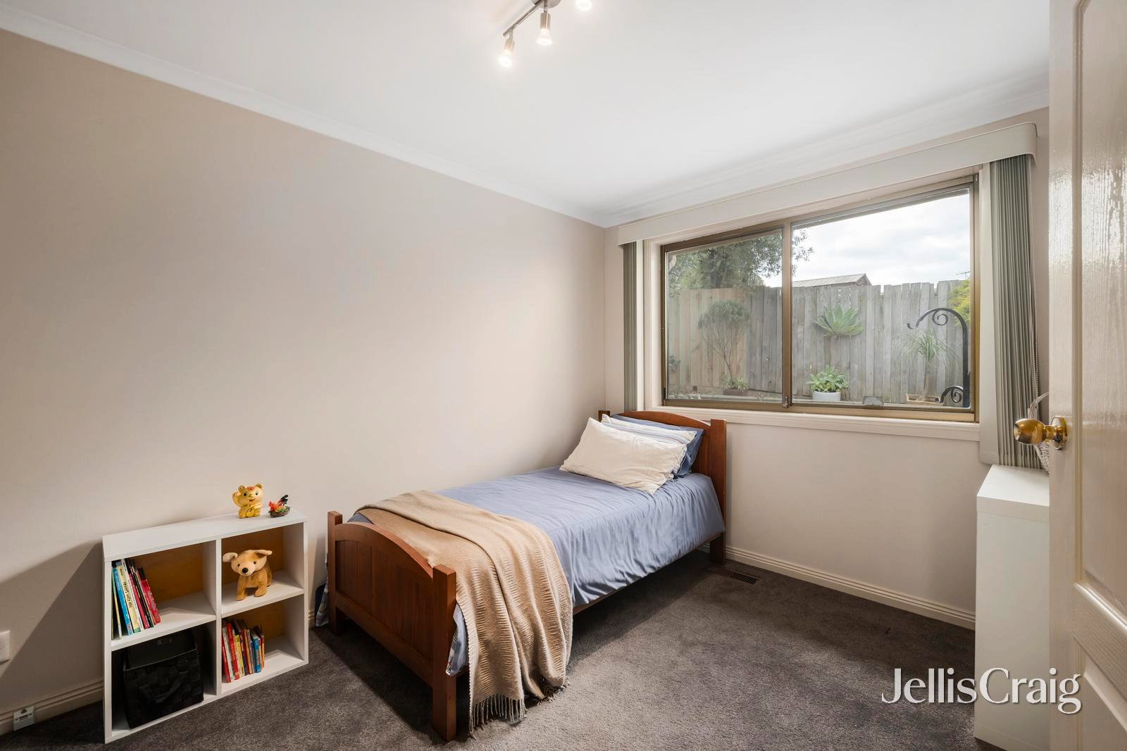 9 Avalon Street, Mooroolbark image 7