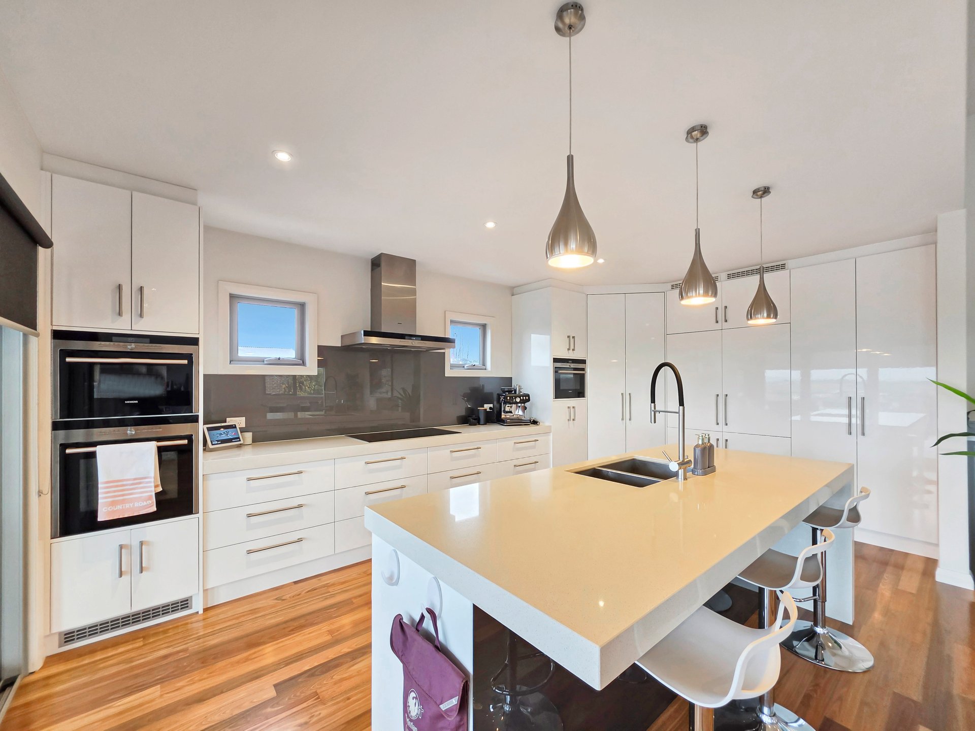 9 Balleroy Road, Highton image 4