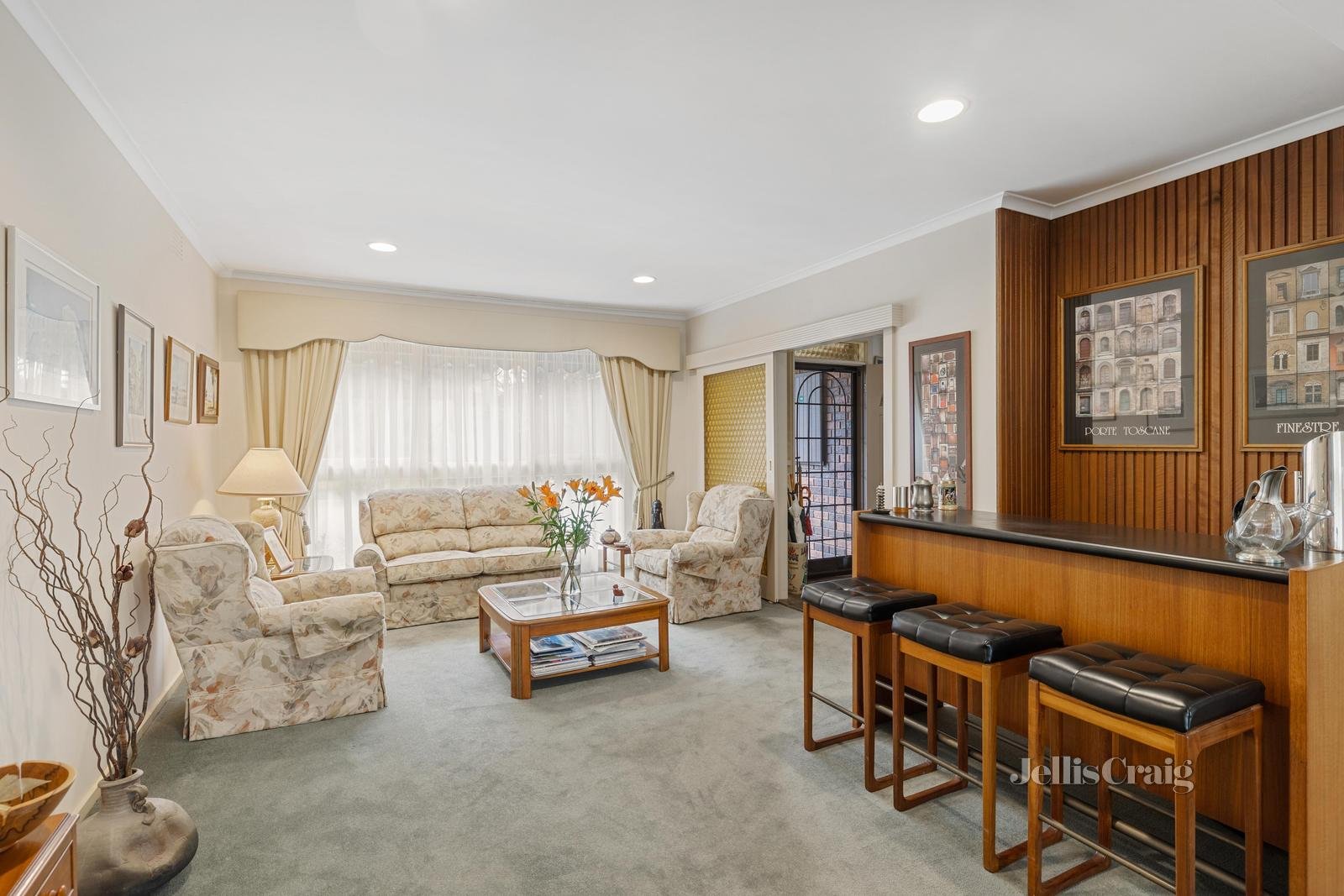 9 Banner Court, Glen Waverley image 3