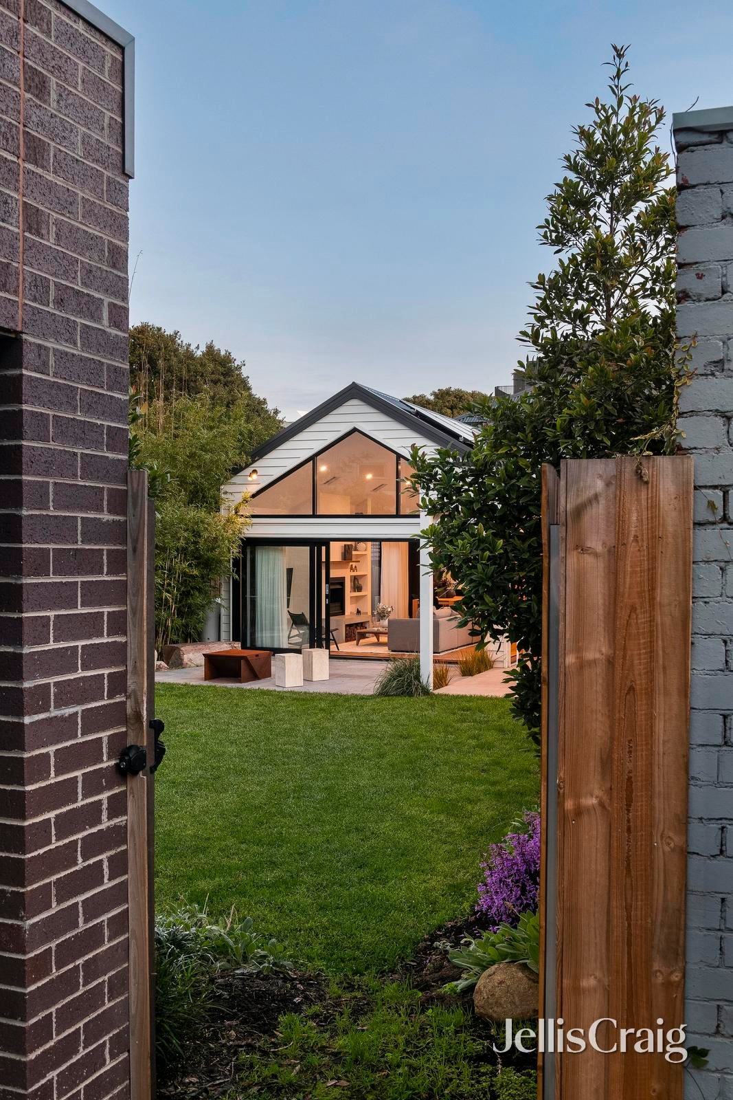 9 Barkly Street, Brunswick&nbsp;East image 2