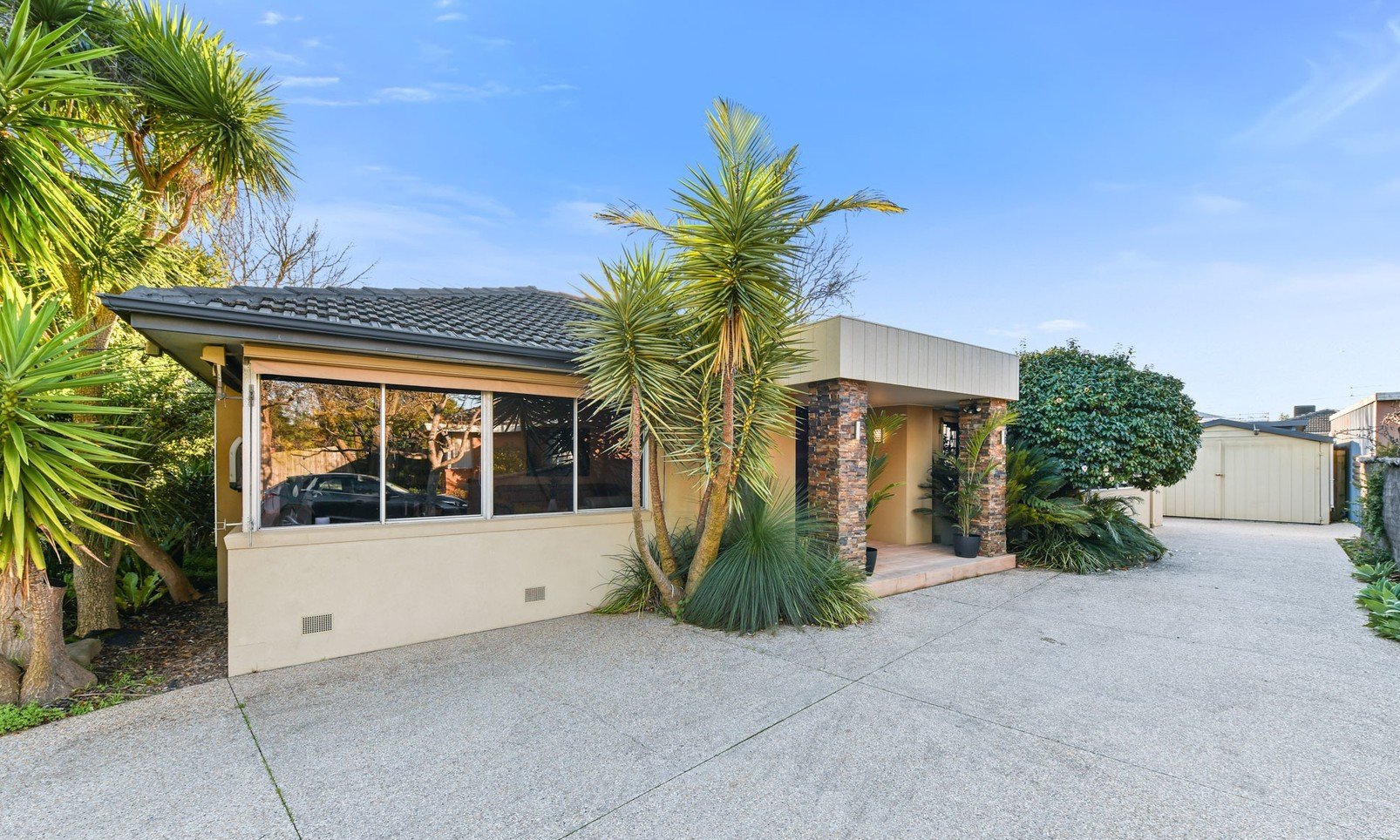 9 Baroda Avenue, Glen Waverley image 2