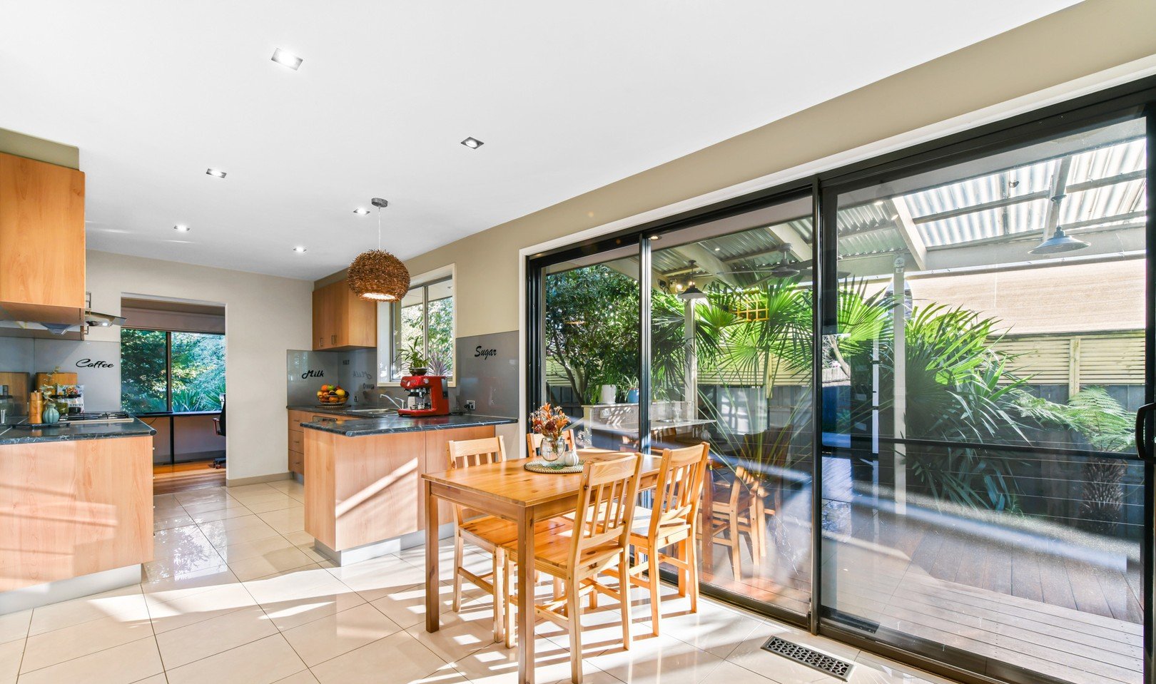 9 Baroda Avenue, Glen Waverley image 8