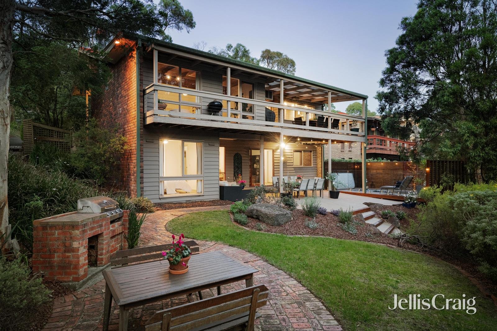 9 Barriedale Court, Eltham image 1