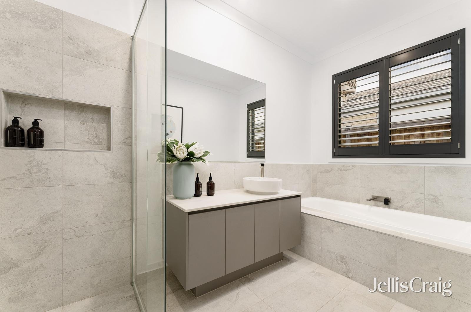9 Barwon Avenue, Winter Valley image 10